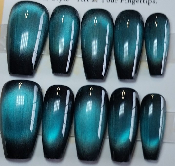 CC-816L  Blue Cat Eye
