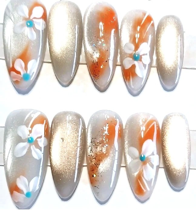 TMS-2198A  Orange Creamsicle Floral Nails