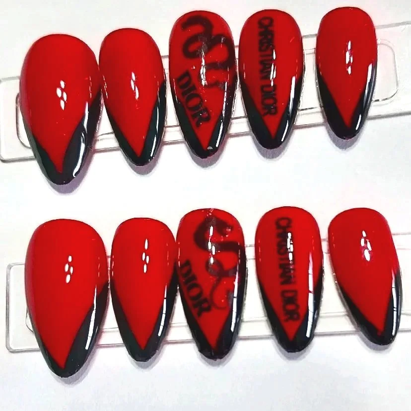 TMS-2110  Red Snake Nail Set