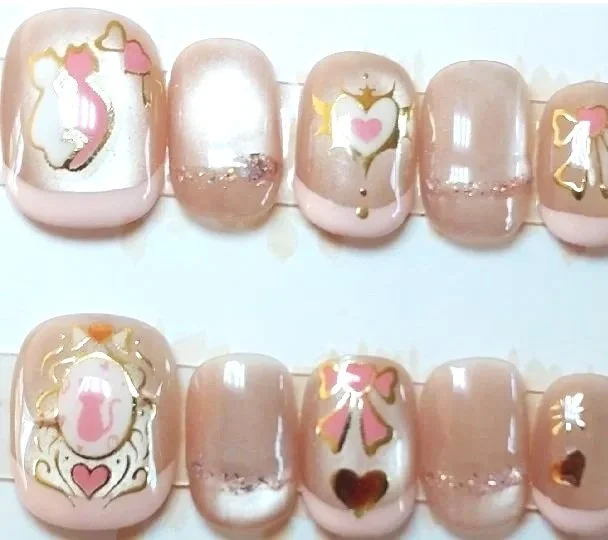 CC-527  Cat Nails