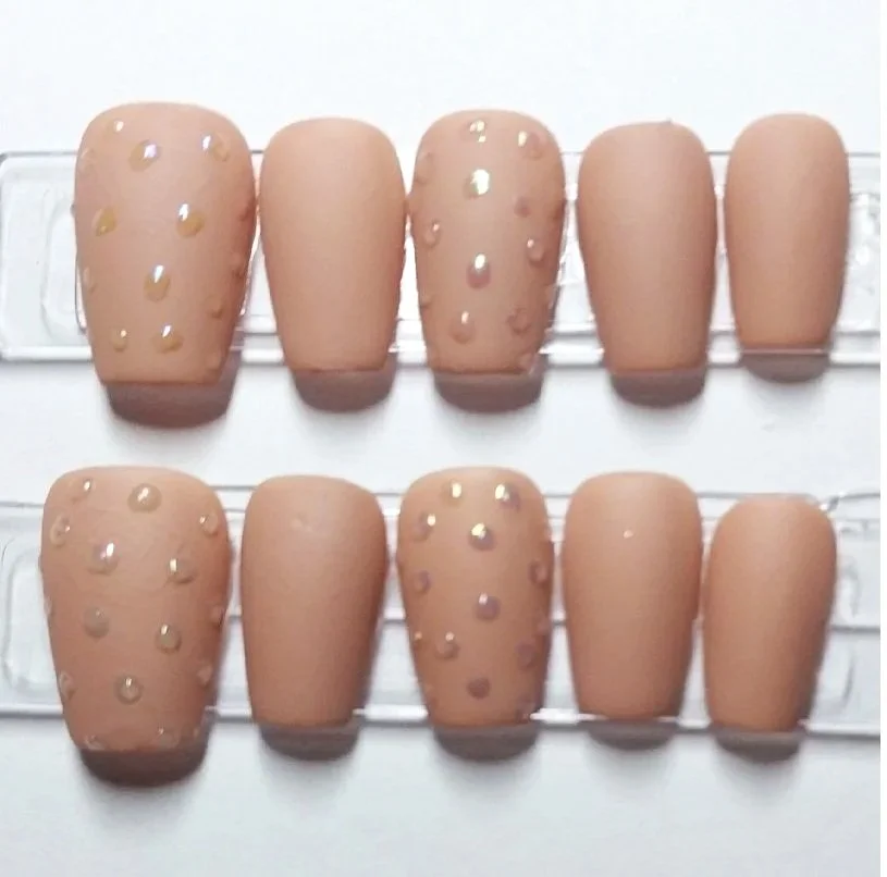Beige Rain Drops