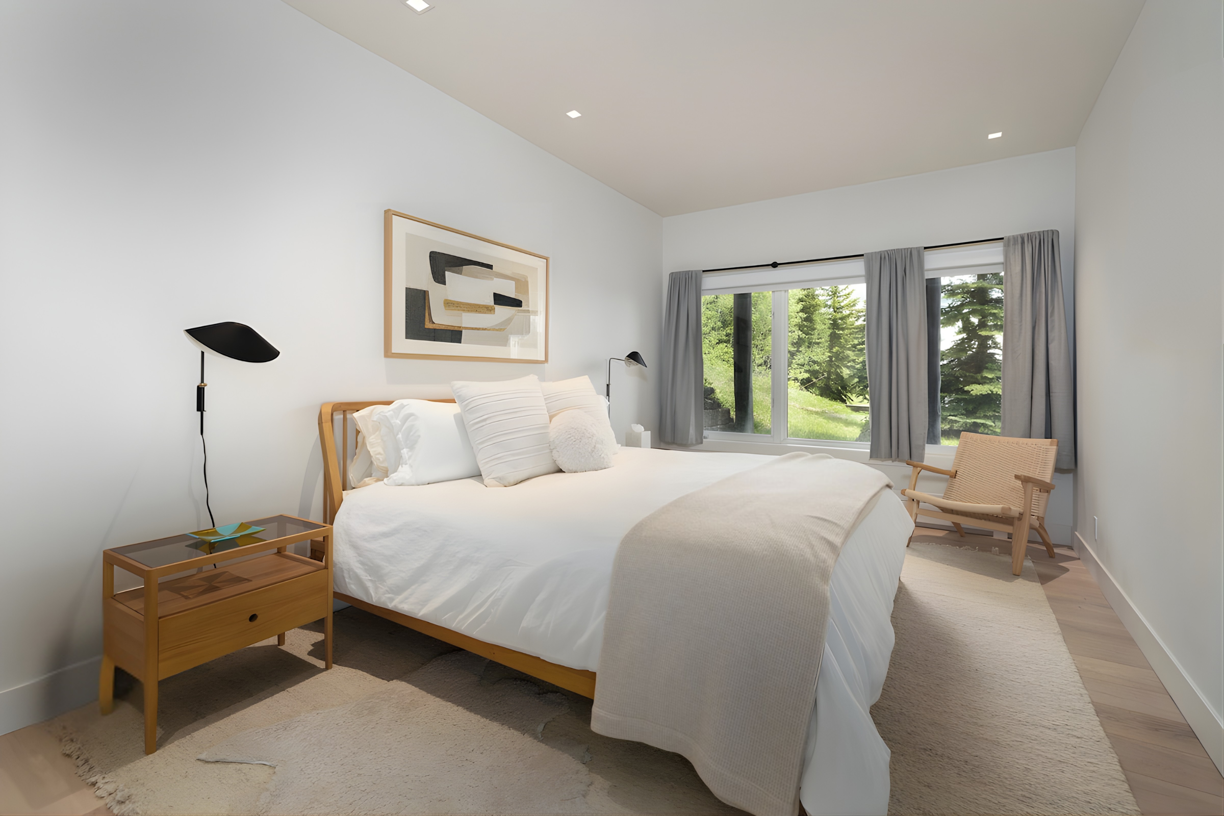 Downstairs Bedroom 2.png