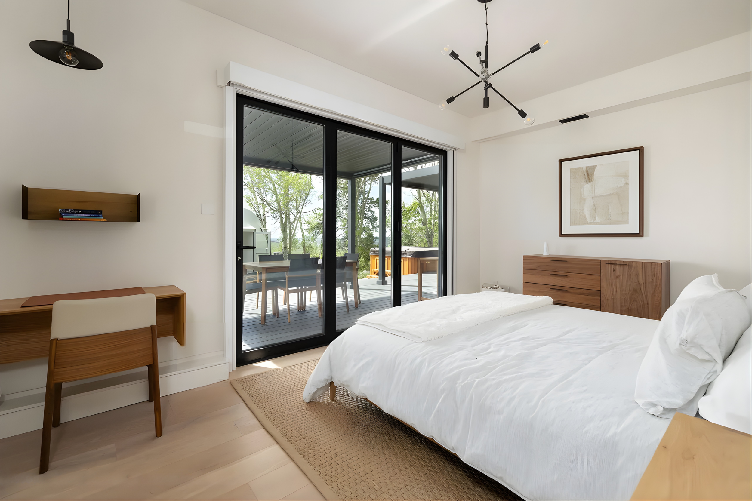 Downstairs Bedroom 3.png