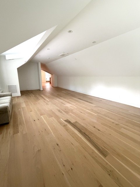     Smooth-Wall-Finish-Vaulted-Ceilings-Nashville Medium.jpg