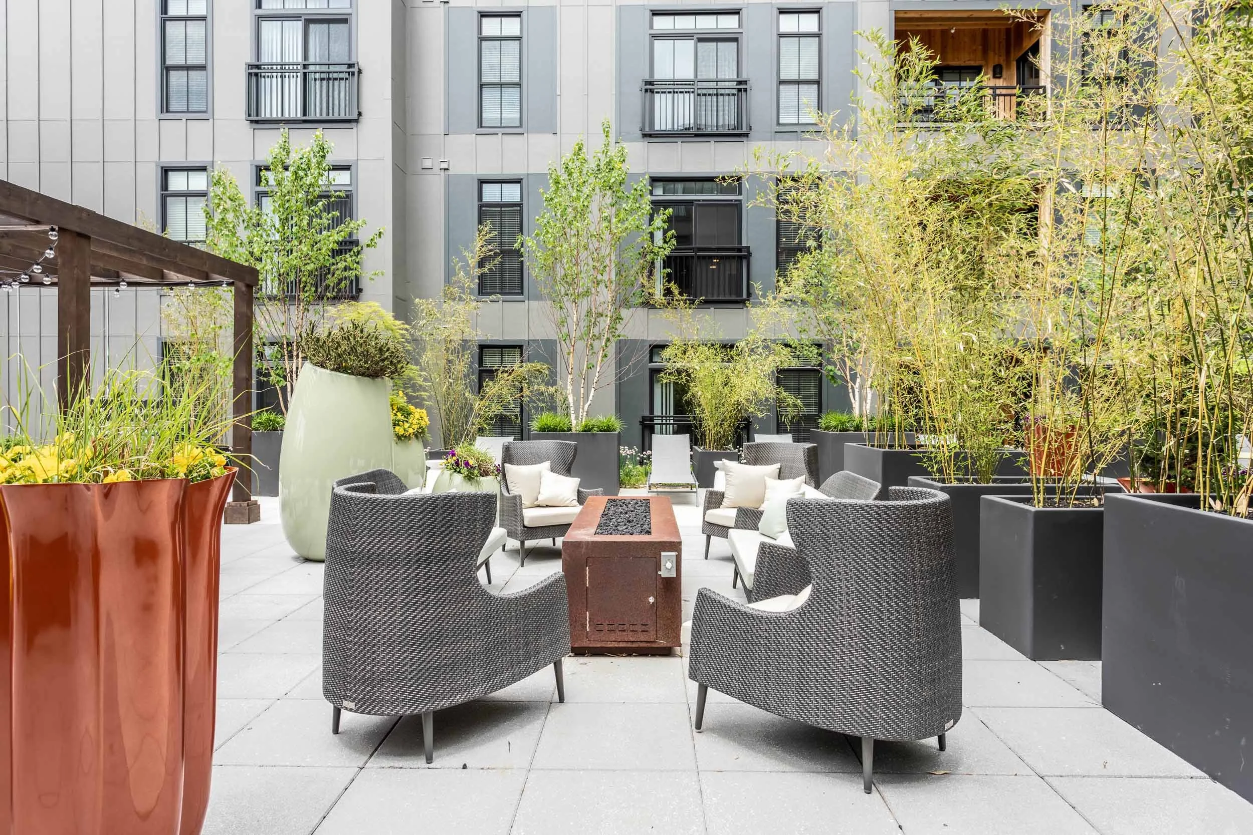 The Residences at The Sutton | Short North Apartments in Columbus, OH | Rooftop Lounge with Fire Pit