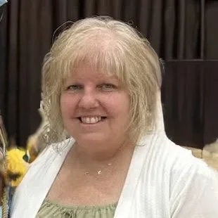 Carrie Lee