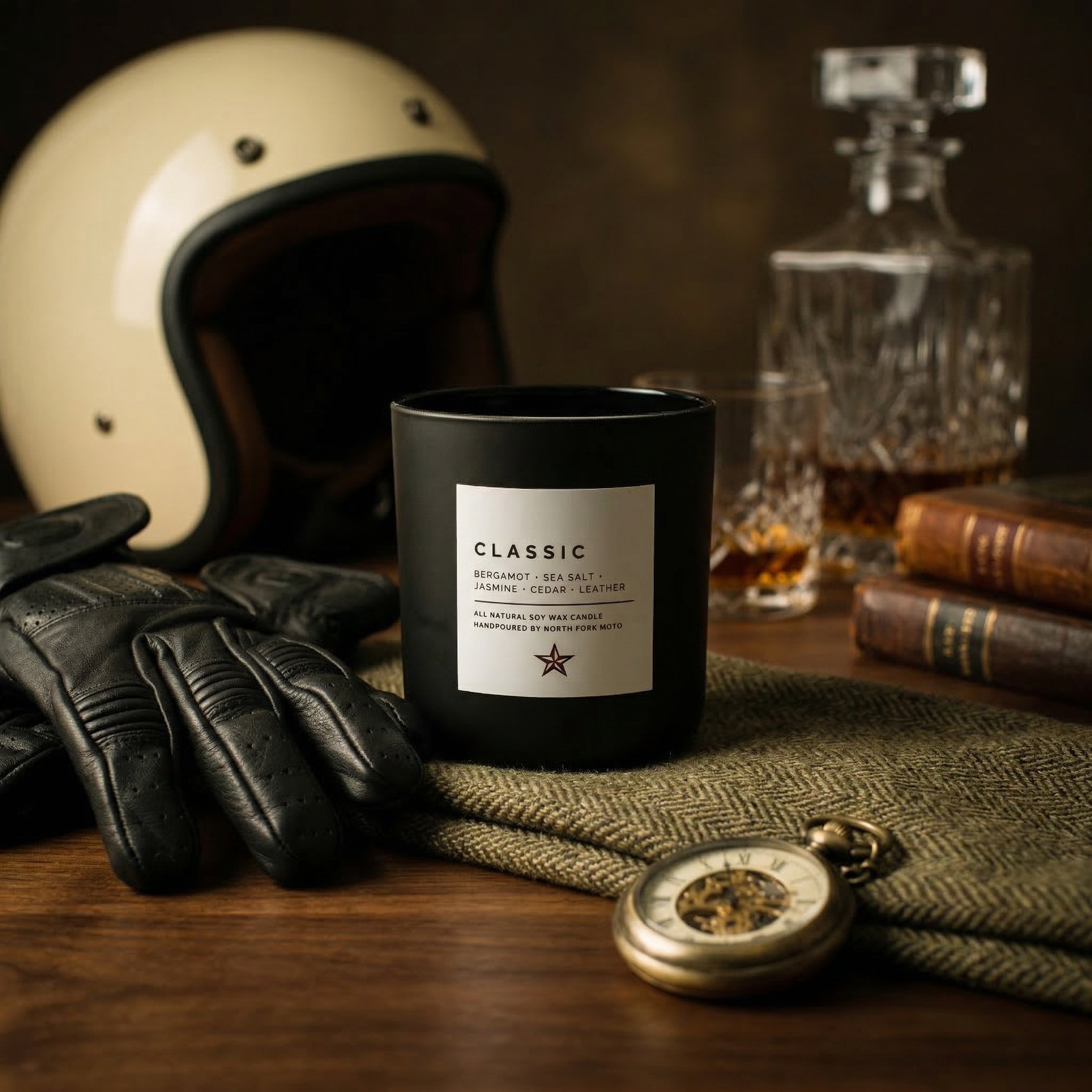 CLASSIC | Bergamot • Sea Salt • Jasmine • Cedar • Leather