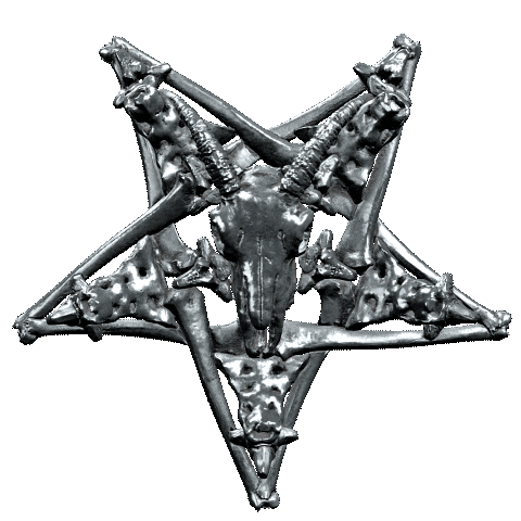 Anillo con diseño de pentagrama decorado con la cabeza de un animal, parecido a una cabra.