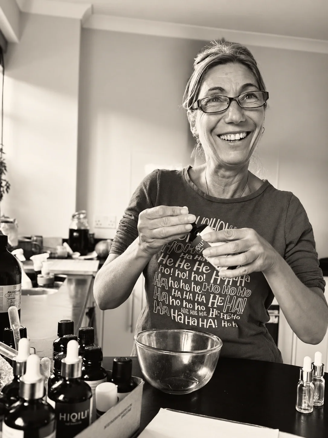 antonella is helping making Shenming Botanicals products