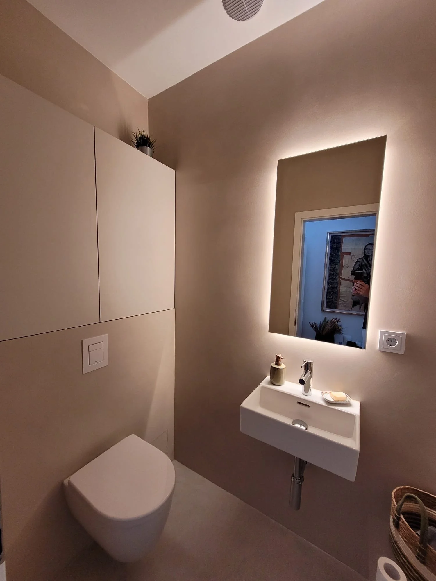 Copy of 27c8da7b-af37-40f6-b014-b075a6fe9e3a.JPG