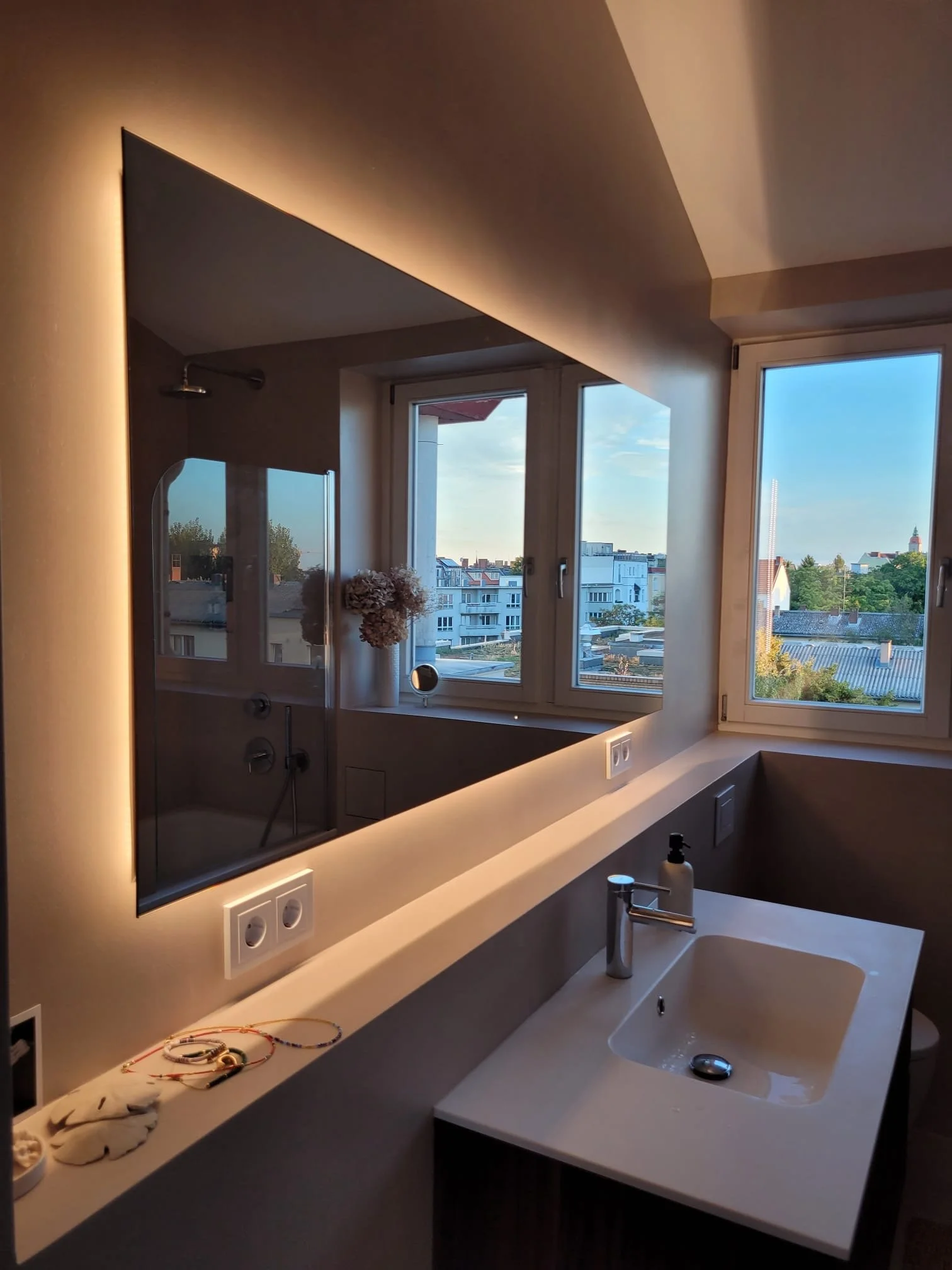 Copy of e69ba094-6fa5-4ddc-833b-171ce2a879ad.JPG