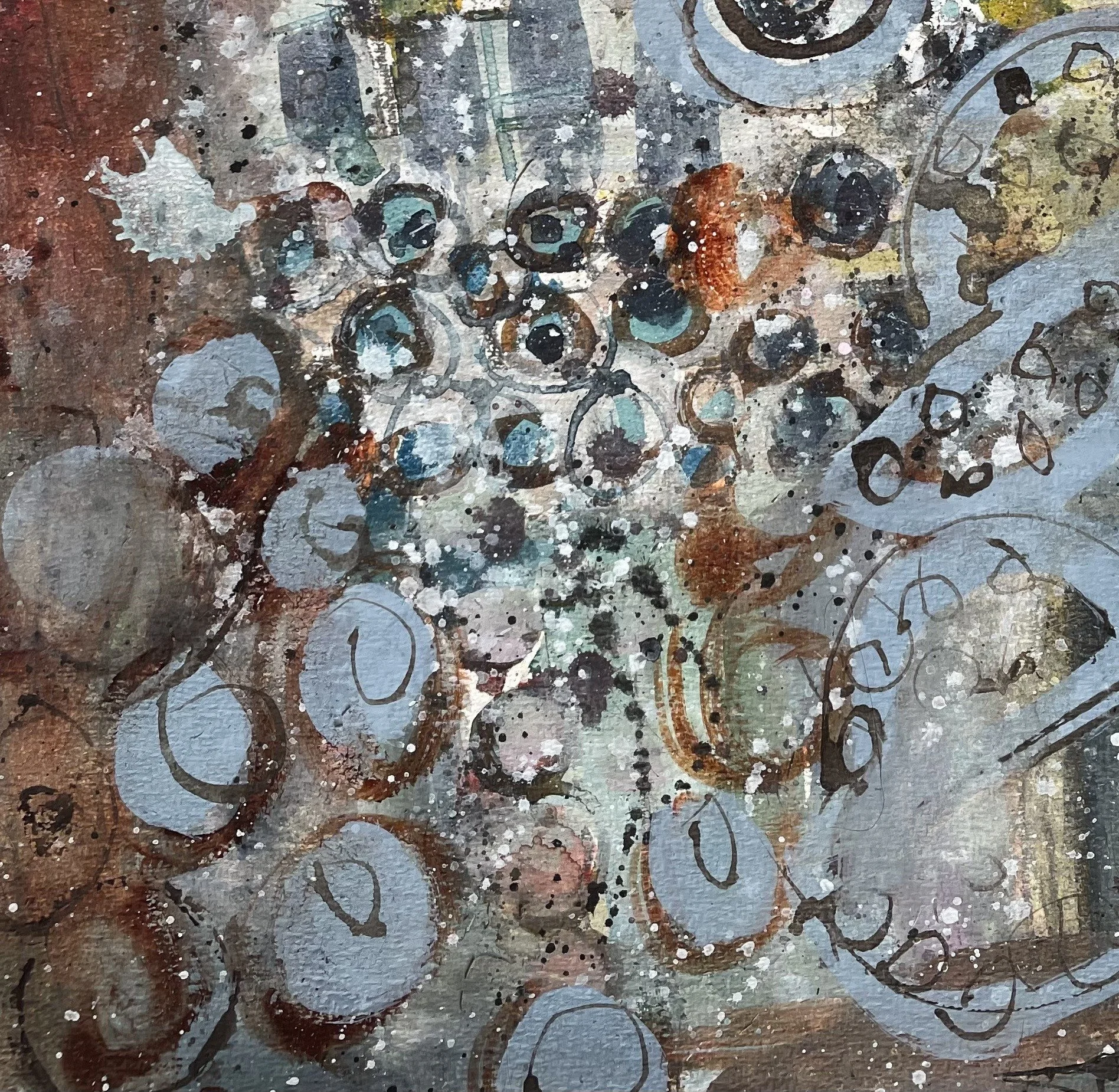 Studio view · Surface detail