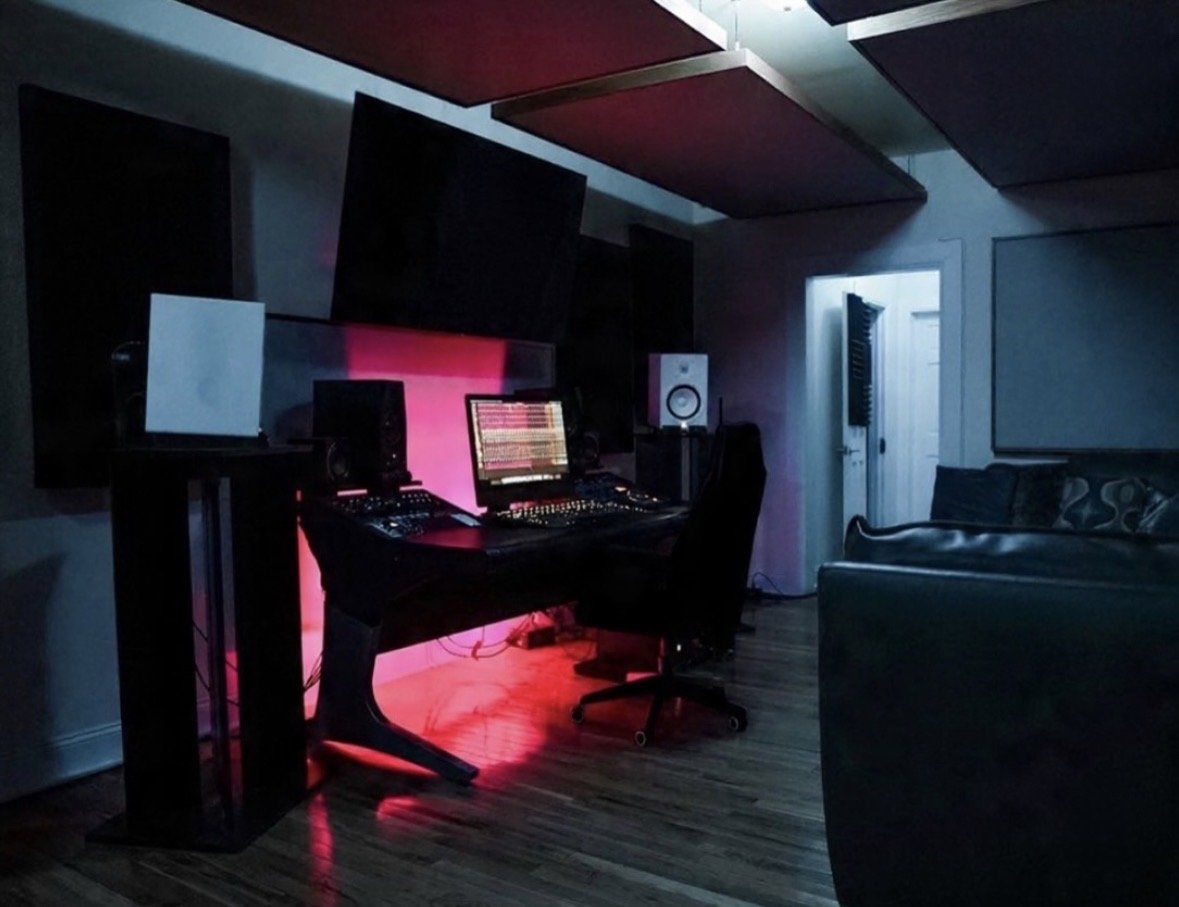 Bronx Location: Osiris Studios