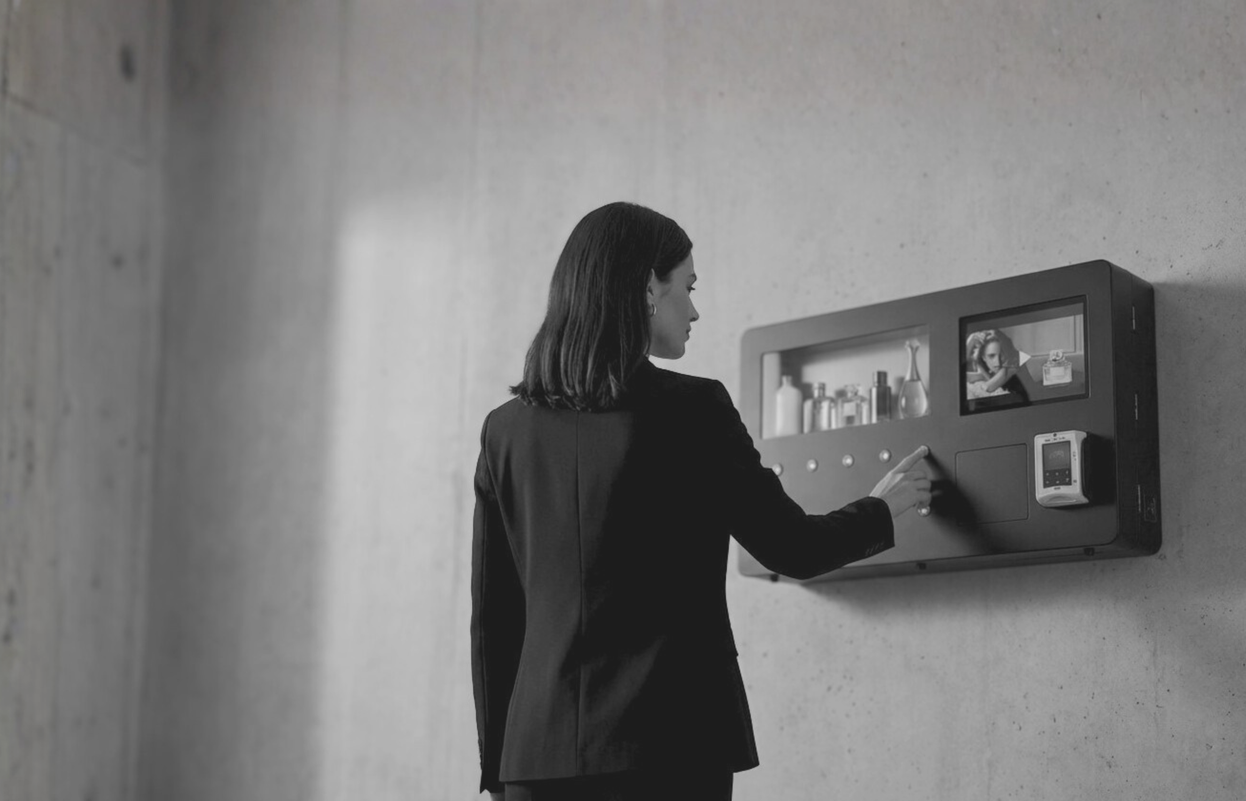 Distributeurs automatiques de parfum : le service qui transforme l'expérience client en revenus additionnels