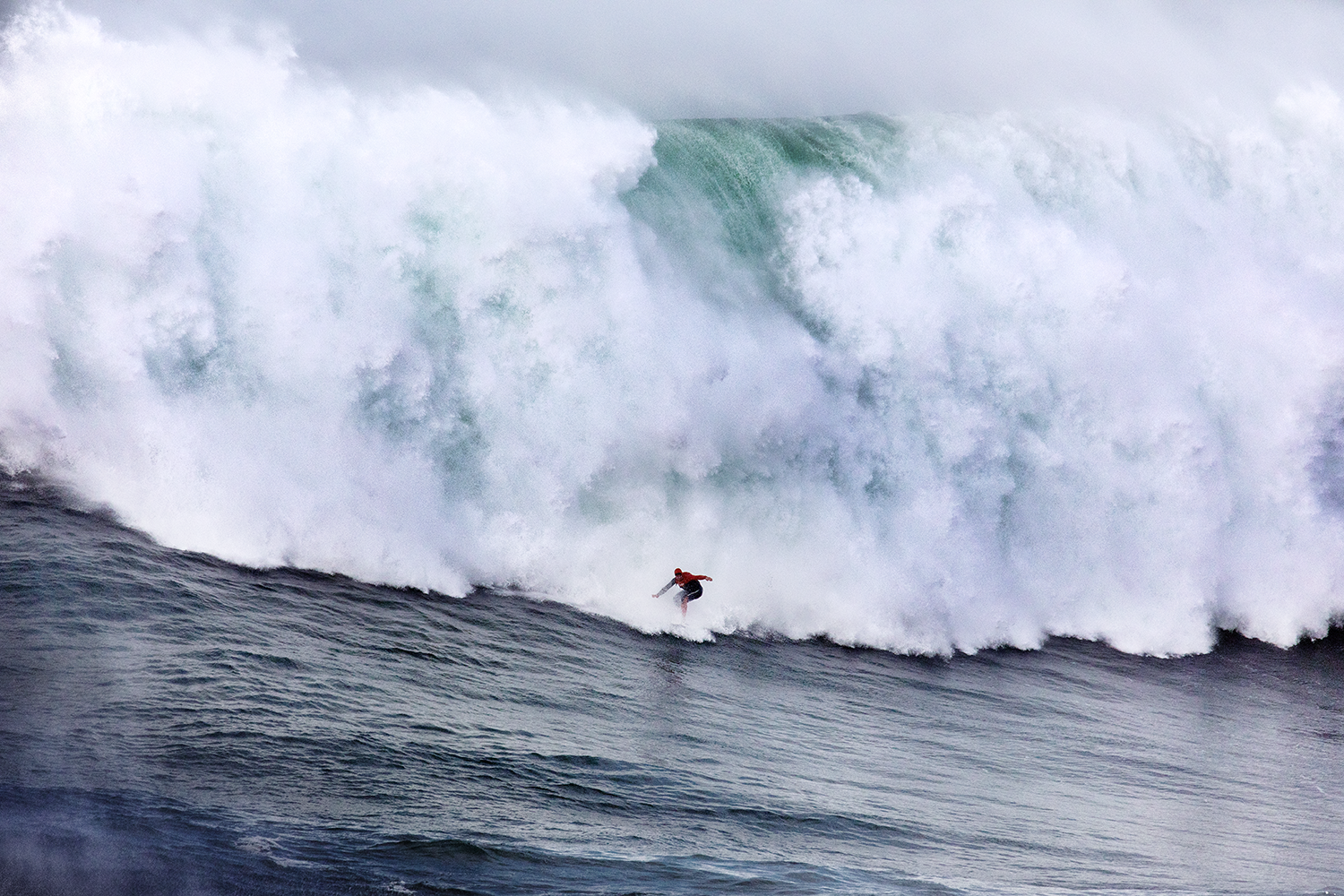 251203-0A0A0591-surf.png
