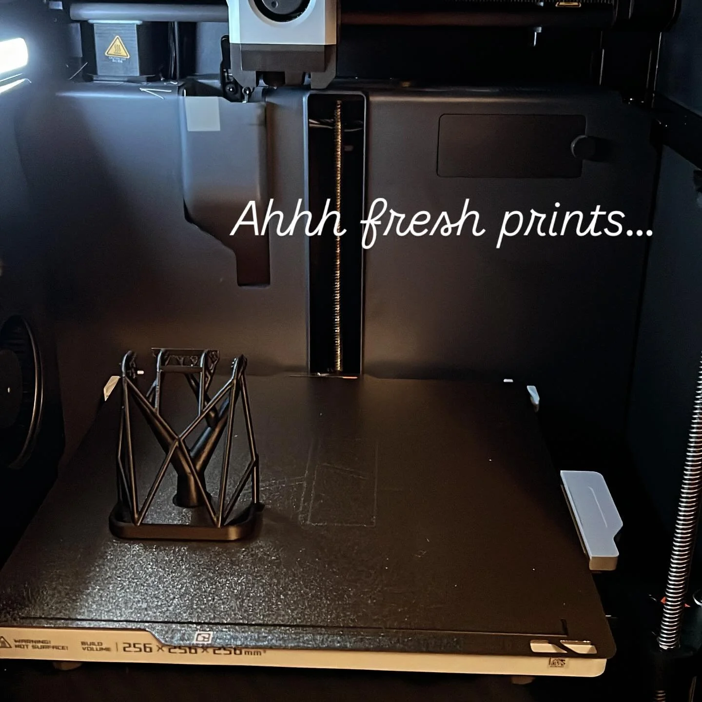 Late night prints bring happiness.
#bambulabs