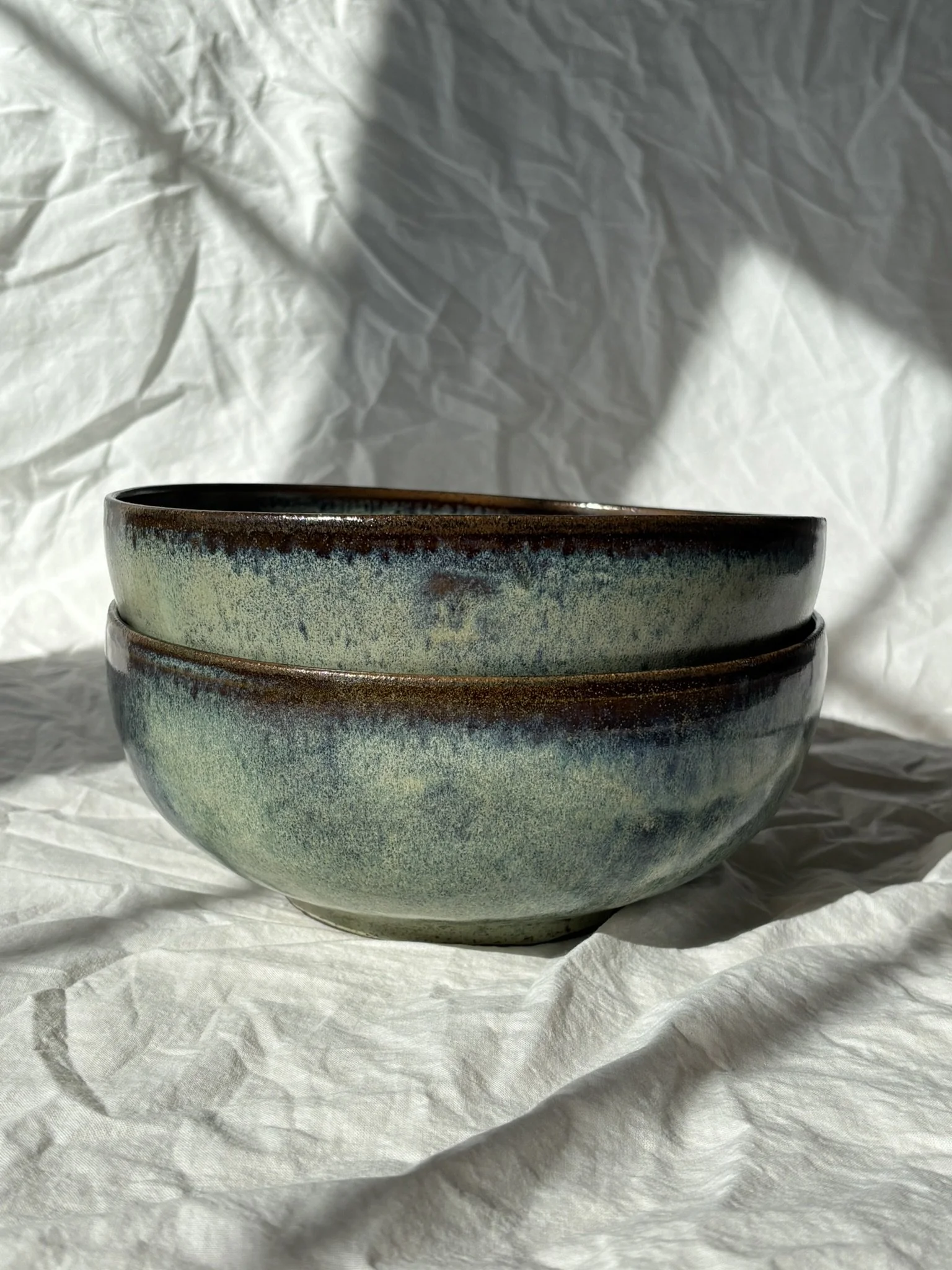 Set of 2 Large Bowls