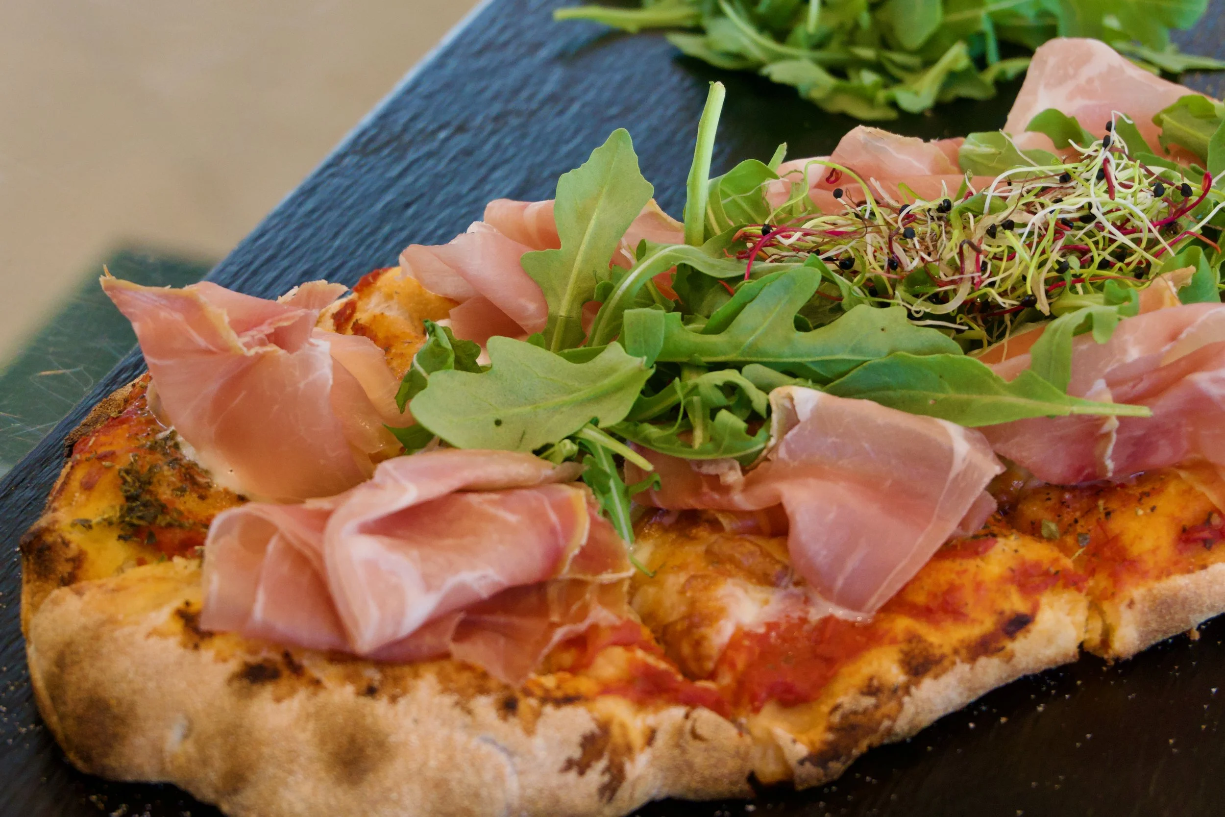 Fesci Pinsa Prosciutto - 1 (1).jpeg