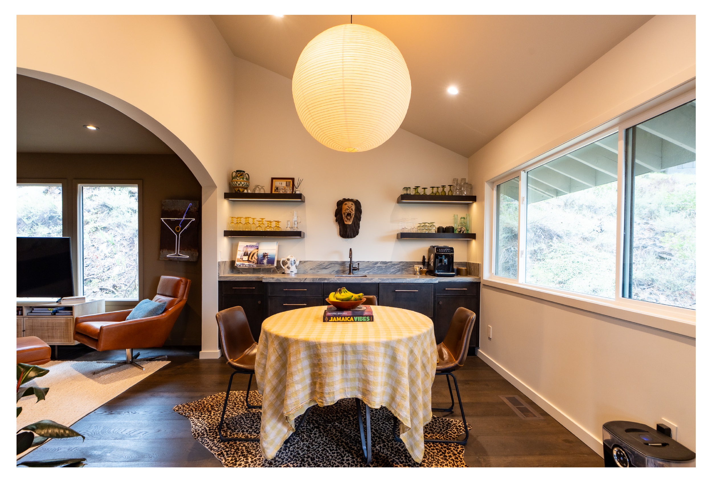 Living Room-1@2x.png