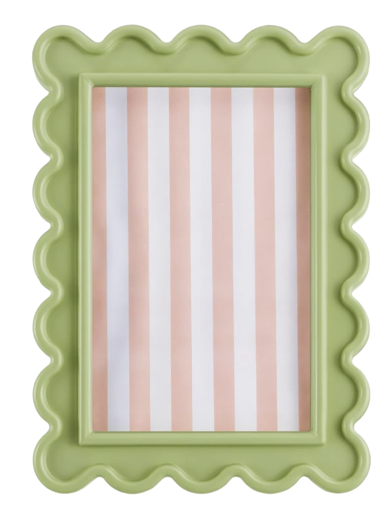 Scalloped Picture Frame ($19)