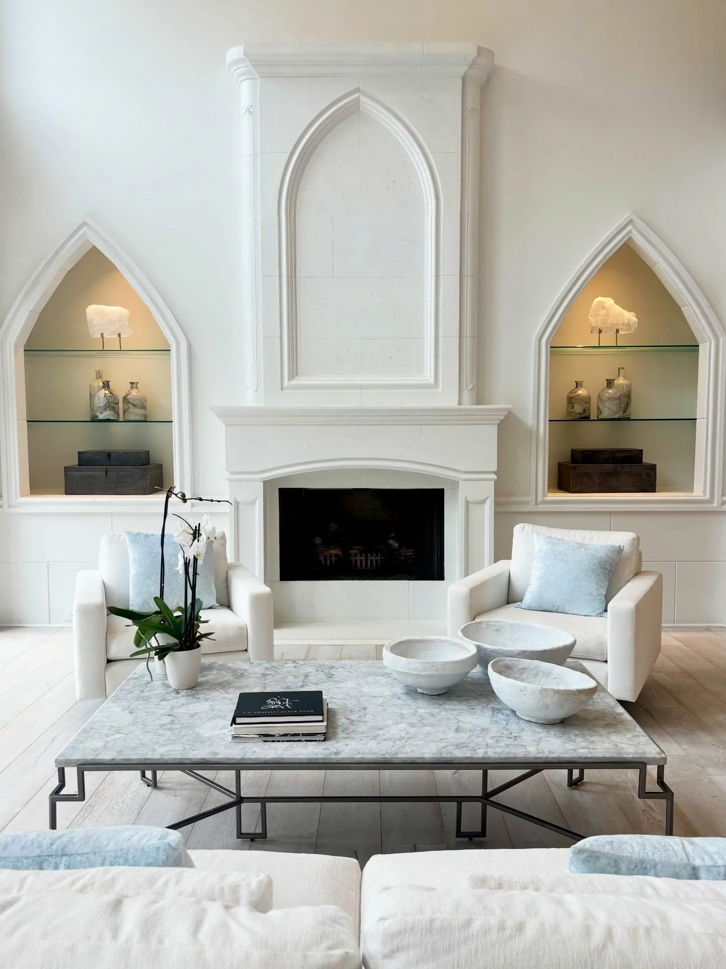 You all&hellip;I attended the most INSANE broker open this week at 515 Tullamore Lane in Milton 🤍🤍🤍 

I couldn&rsquo;t wait to share it with you and give it a permanent place on the grid. I thought the styling was crazy good and was completely blo