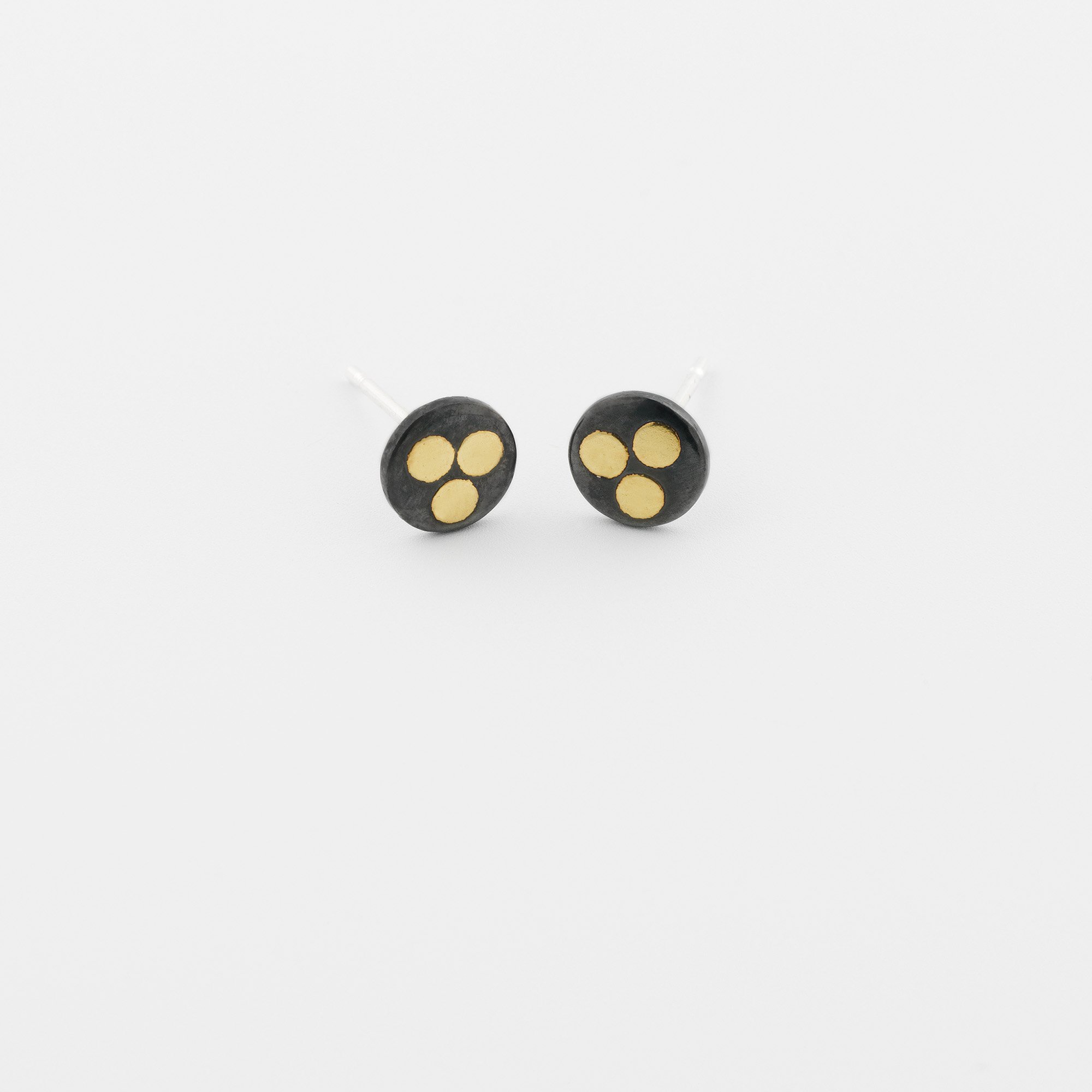 trio-stud-earrings-oxidised-sterling-silver-gold-keum-boo