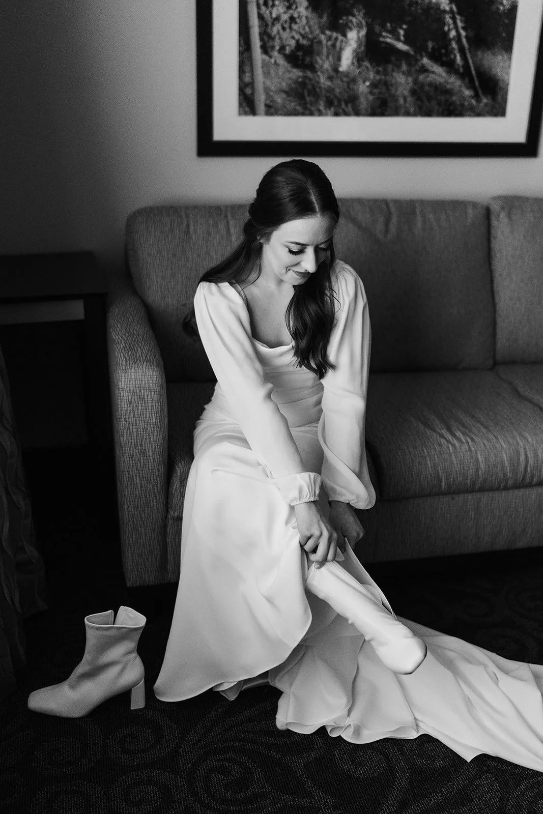 jackrabbit+club+wedding+photographer+megan+antalek+SA+getting+ready-64_websize.jpg