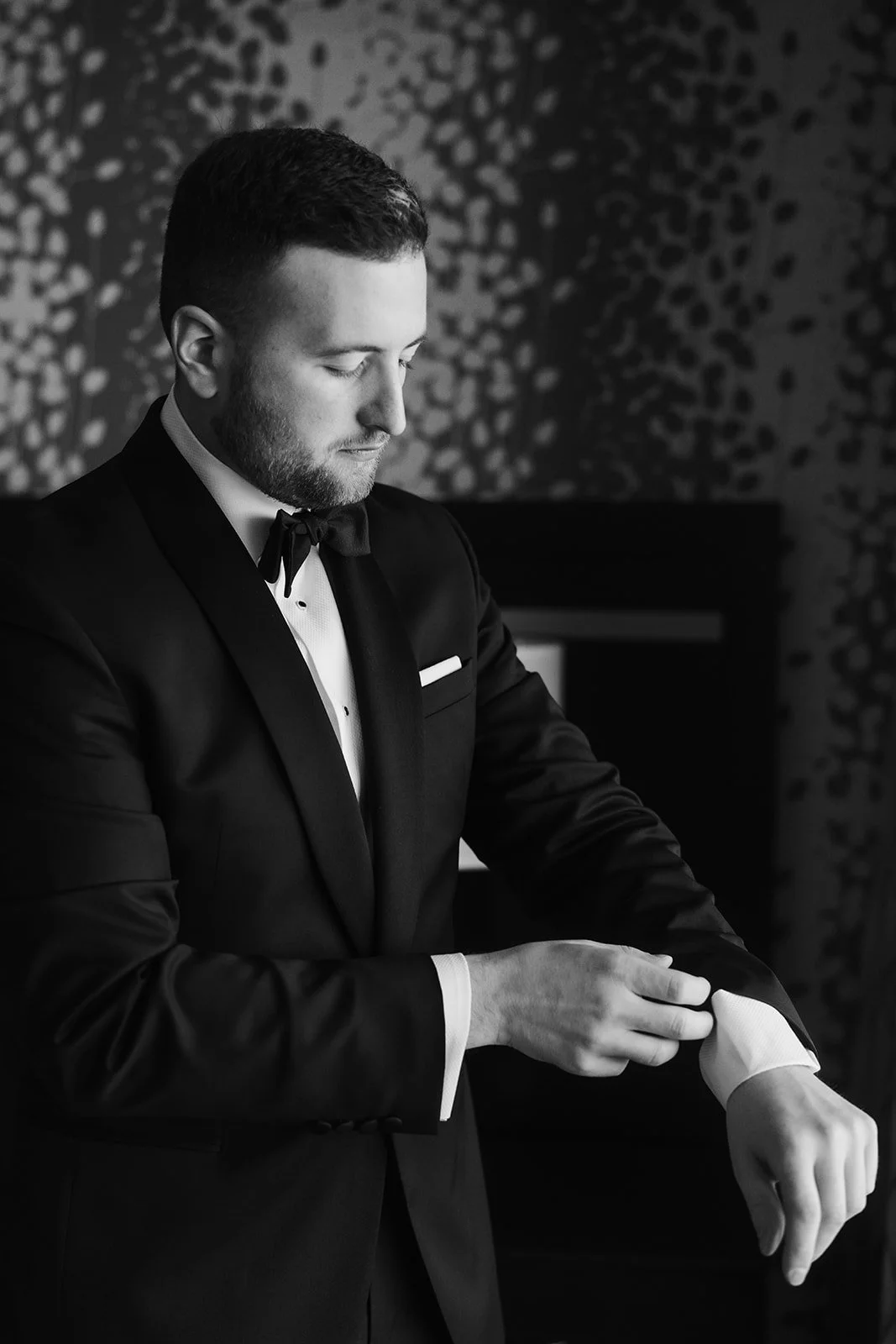 jackrabbit+club+wedding+photographer+megan+antalek+SA+getting+ready-9_websize.jpg