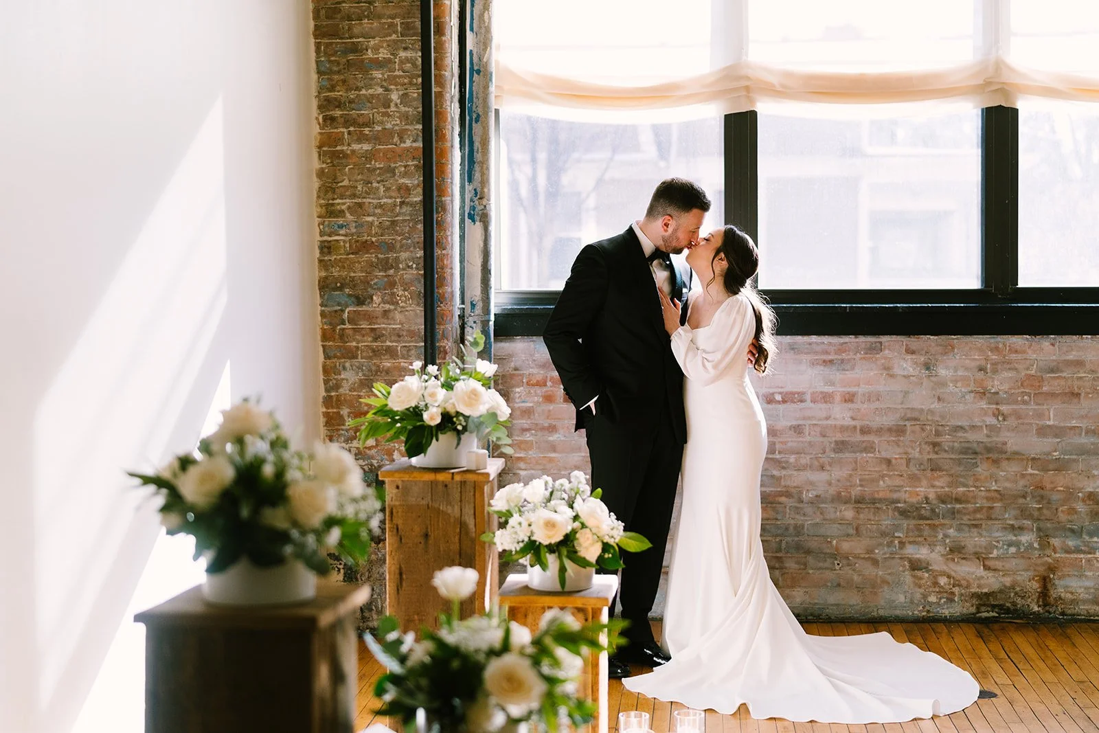 jackrabbit+club+wedding+photographer+megan+antalek+SA+portraits-19_websize.jpg