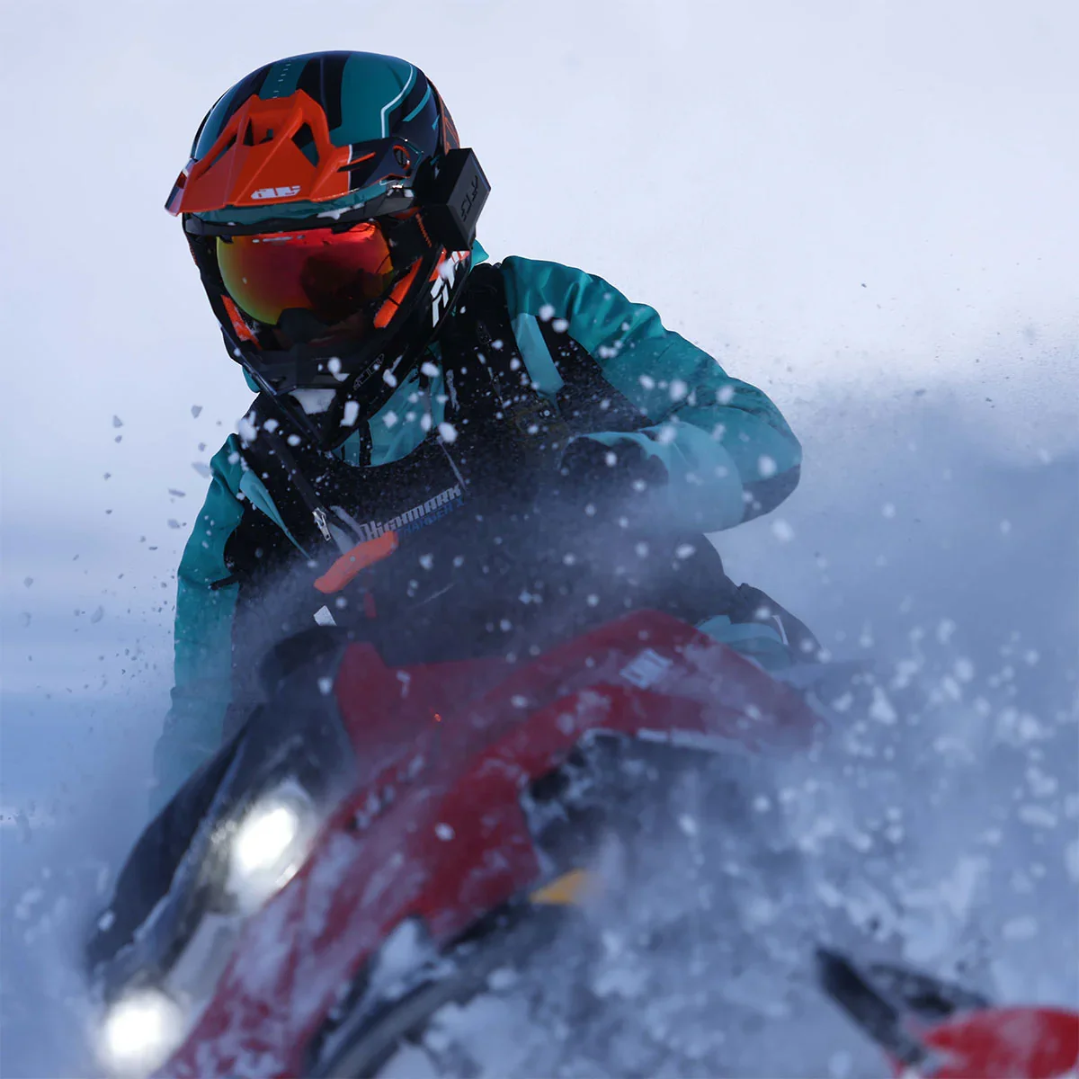 altitude-2-0-helmet_Emerald.05.webp