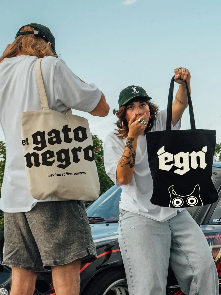 totebags-mockup.jpg