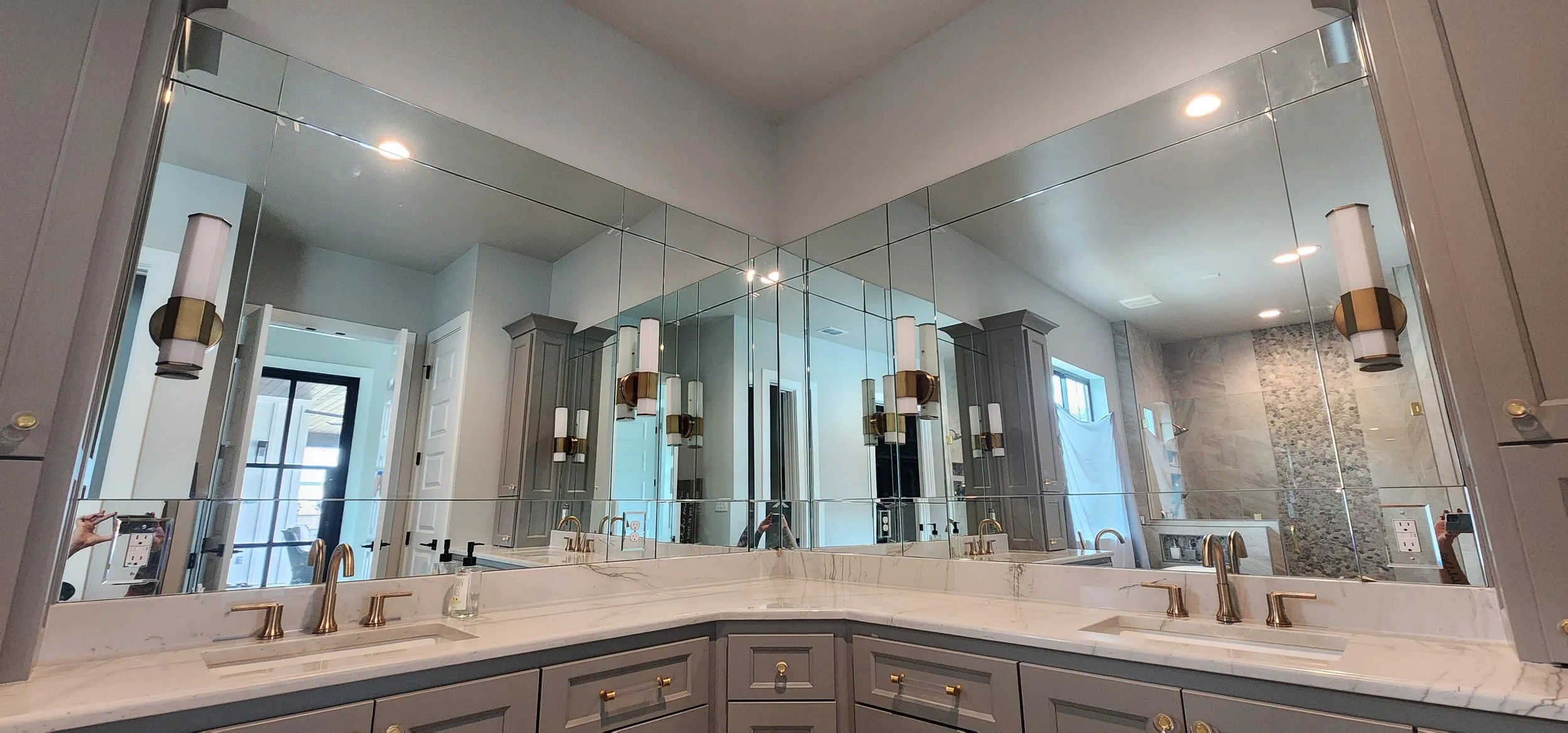 bathroom-mirror-installation-oxford-ms.jpg.jpg