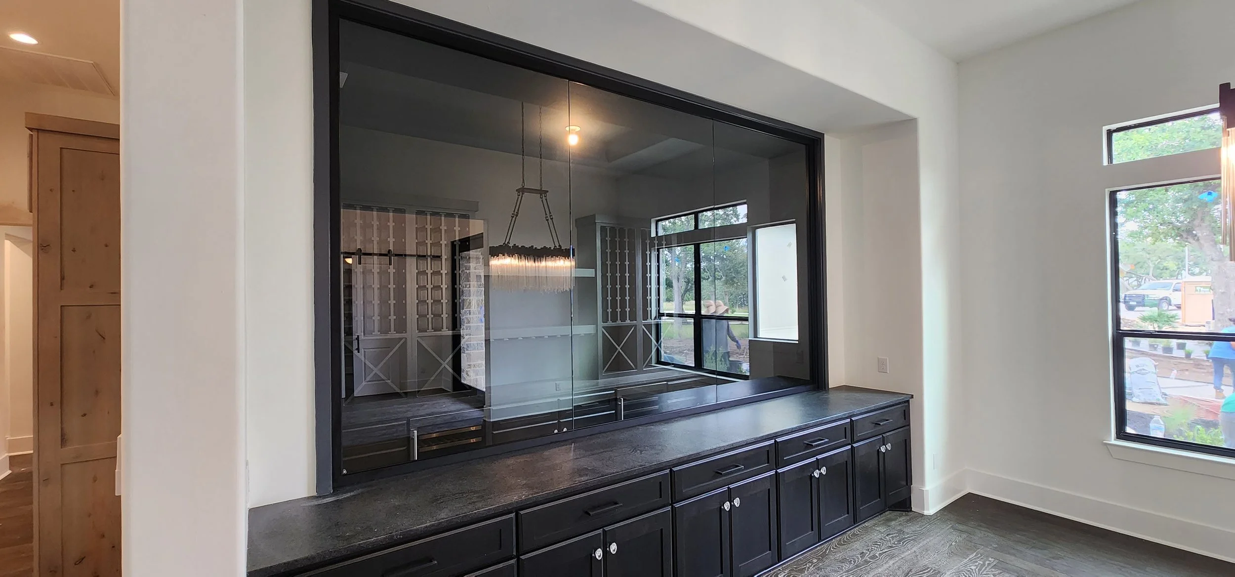 custom-glass-wine-room-oxford-ms.jpg.jpg
