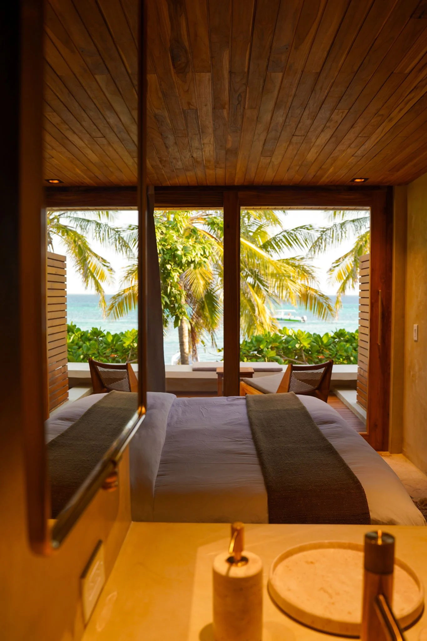 posada los roques, los roques, playa los roques, hospedaje los roques, venezuela, viajar a los roques, viaje a los roques, cayo de agua, posada galapagos