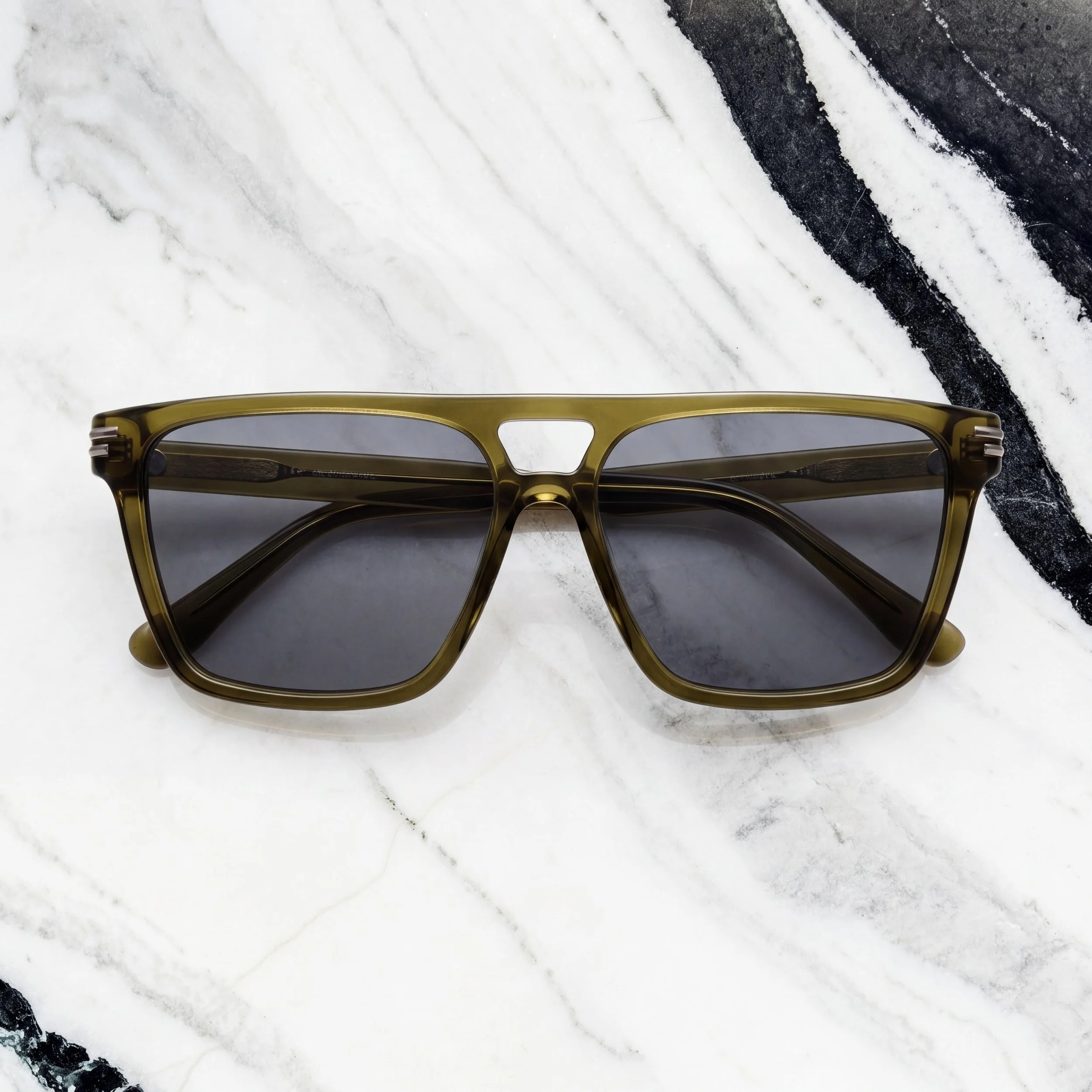 T 绿色 折叠.jpeg