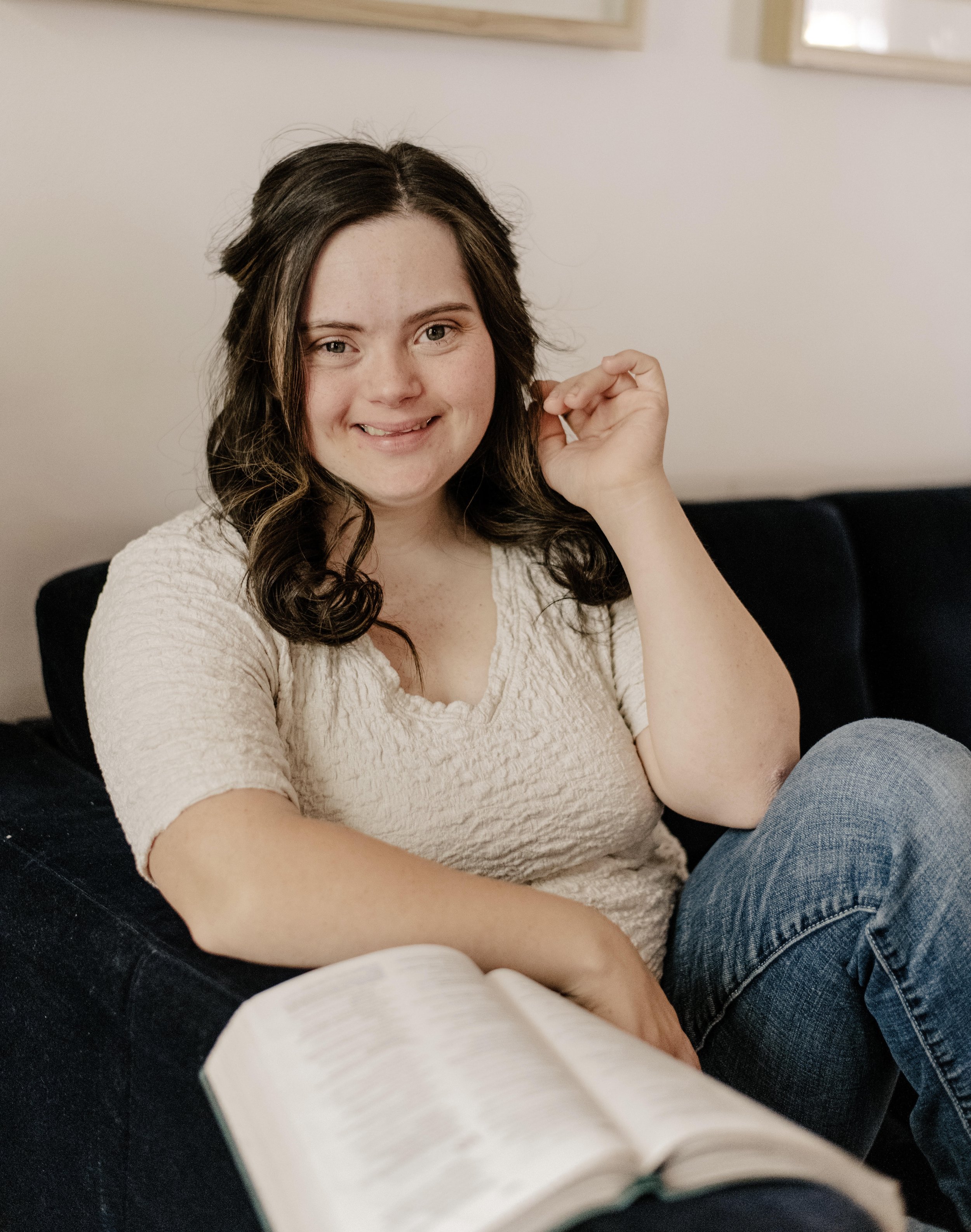 Bethany reading her Bible and listening to The Five Minute Pause by John Eldridge