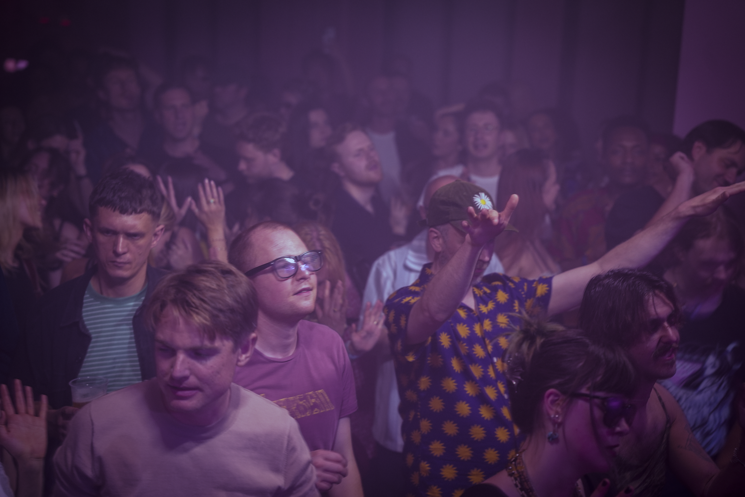Crowd-2.png