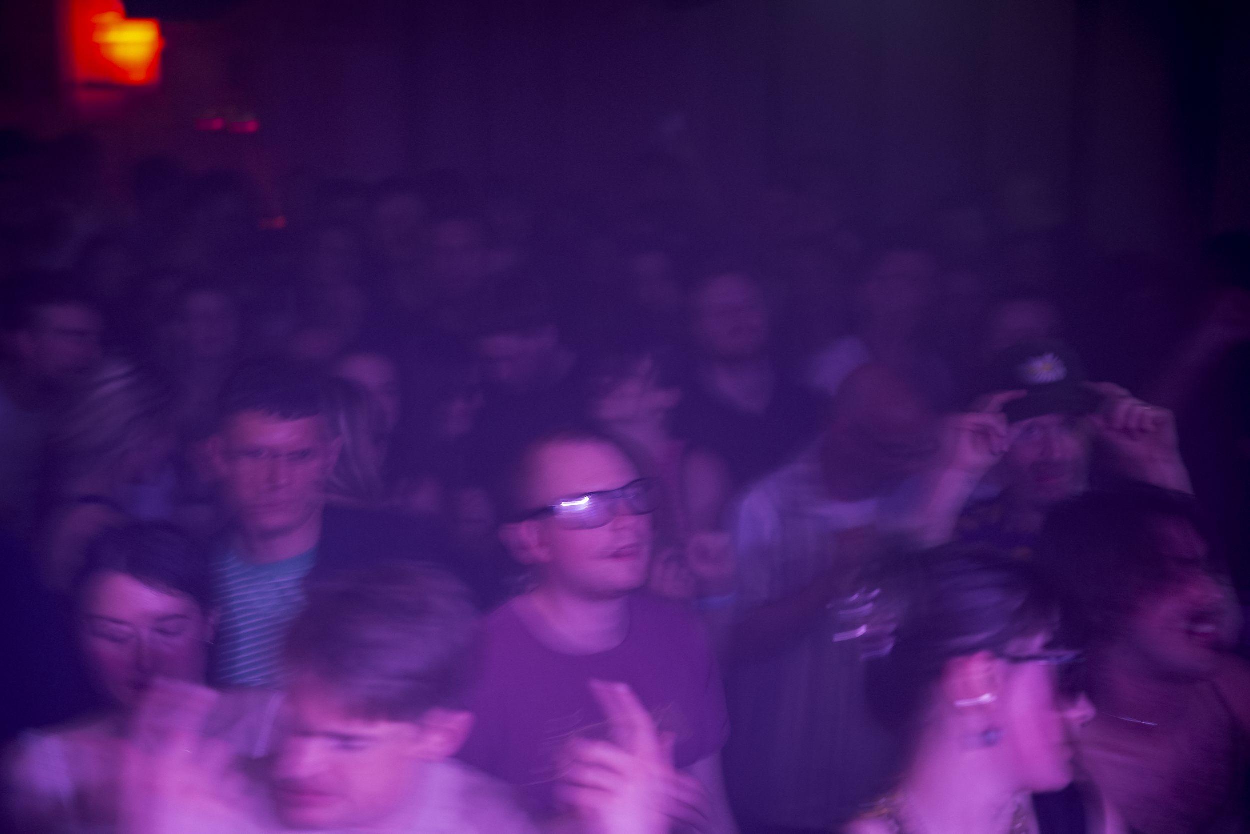 Crowd Blurry-1.png