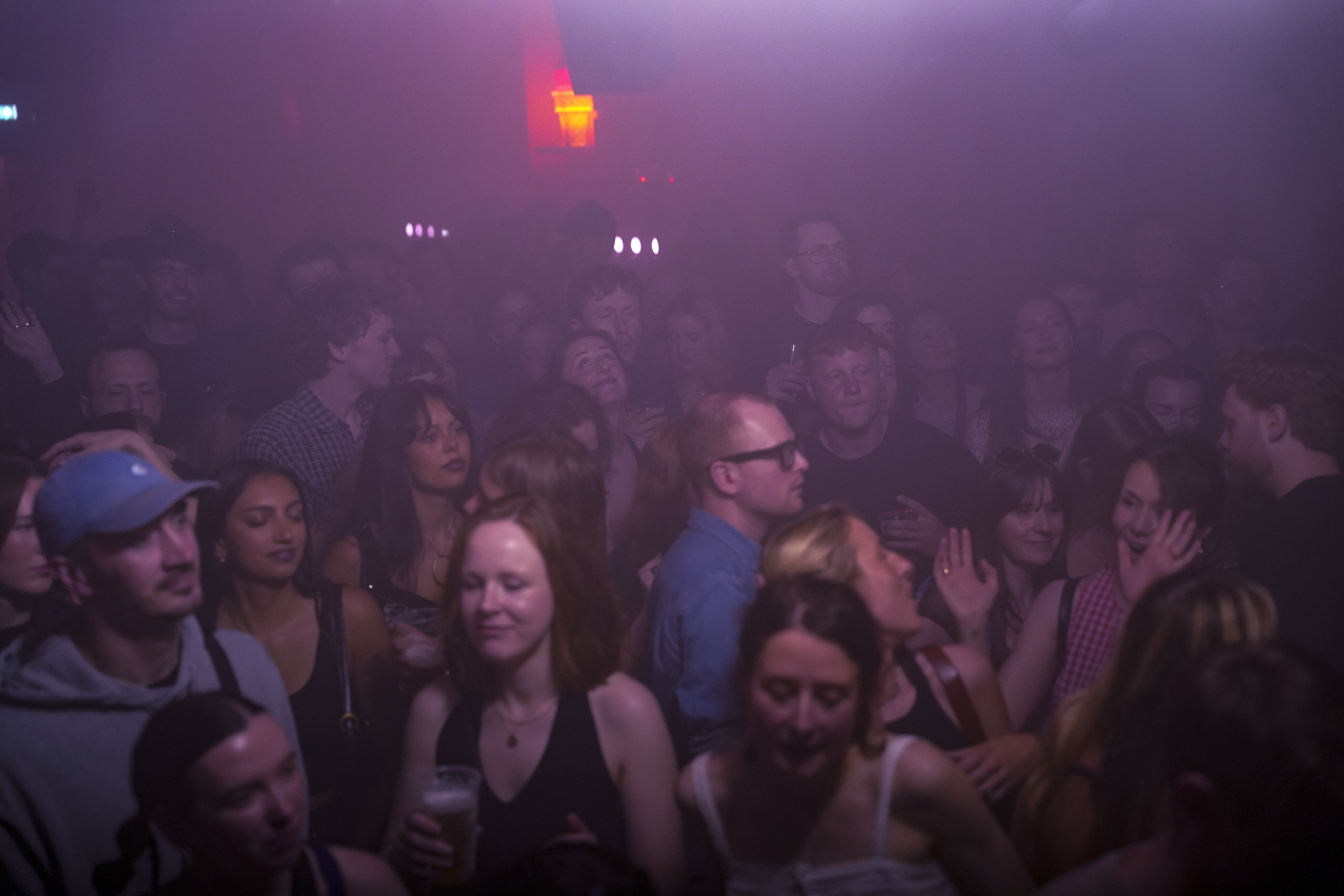 Crowd-3.png