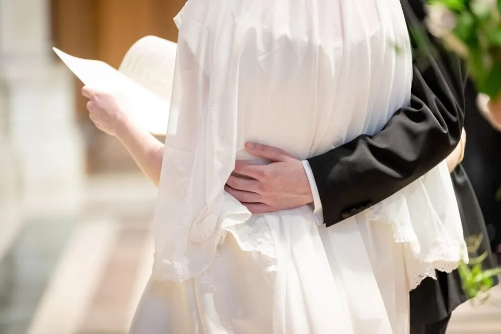 AnnabelZackWedding_492-small-980x653.jpg