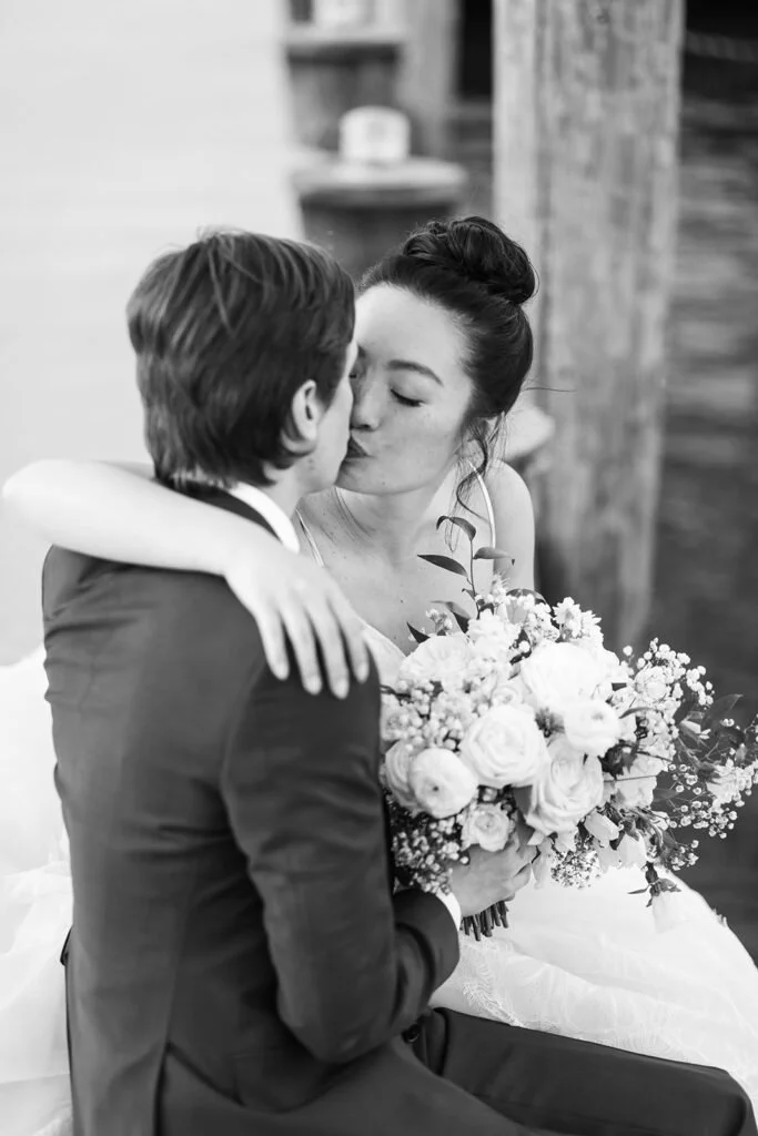 IvyQuartzPhotography_AlluraJamesWedding_WaterfrontPortraits_0701-683x1024.jpg