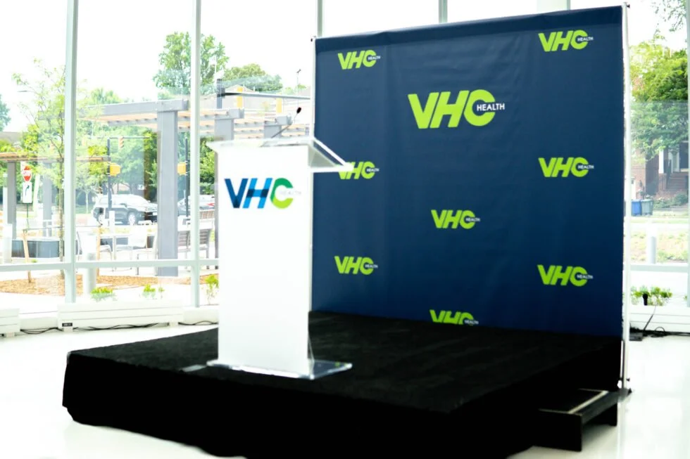 VHC-ribboncutting-28-980x653.jpg
