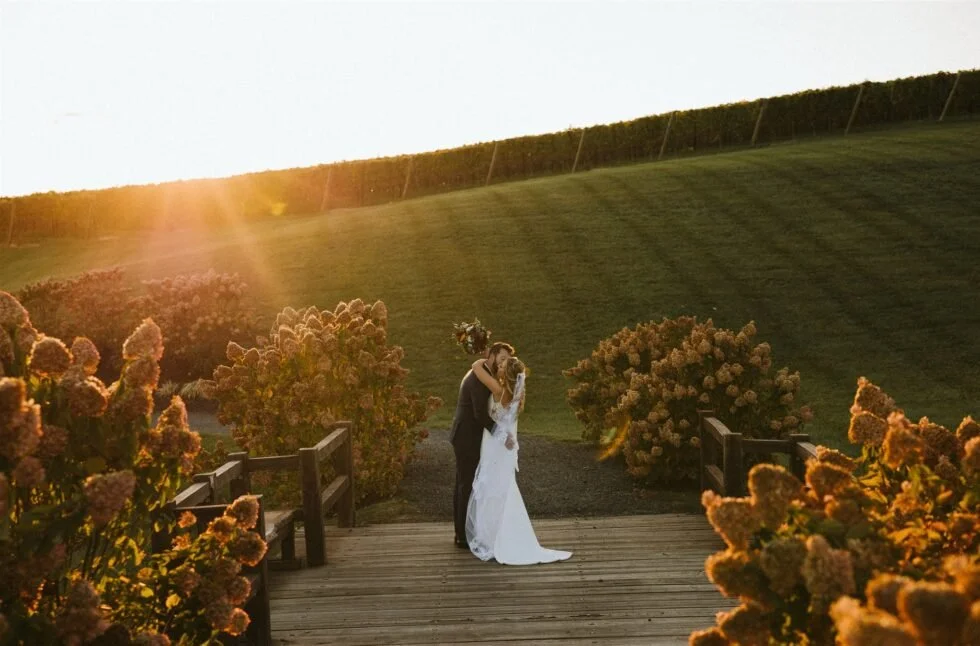 sg-wedding-stonetowerwinery-photograph-611-980x646 (1).jpg