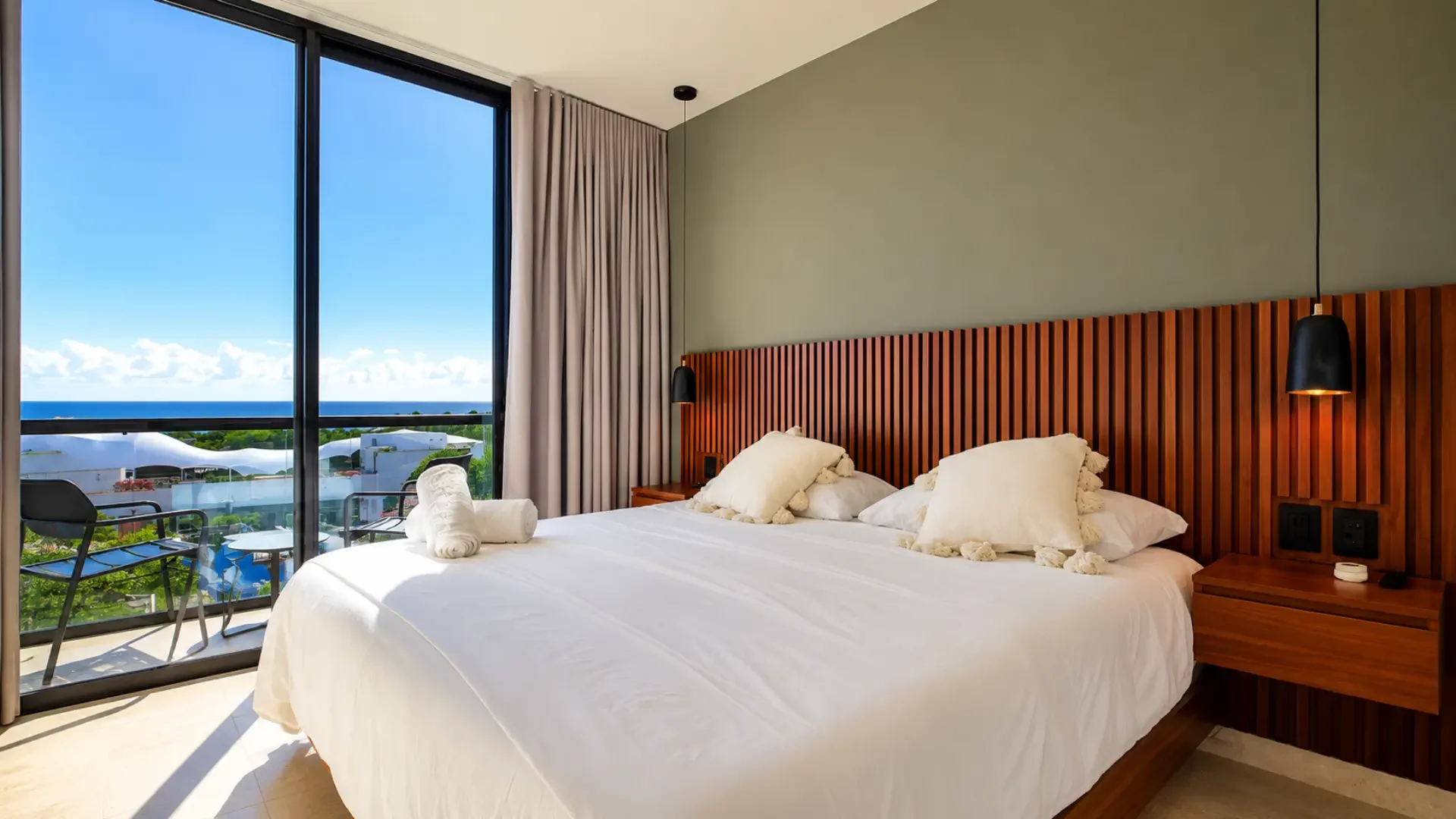 Sea view studio with balcony and rooftop pool in Playa del Carmen