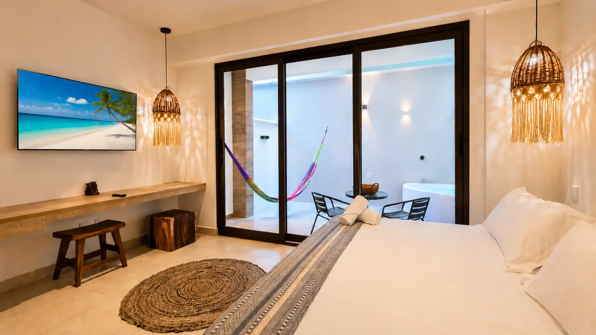 Romantic studio with indoor bathtub near the beach in Playa del Carmen