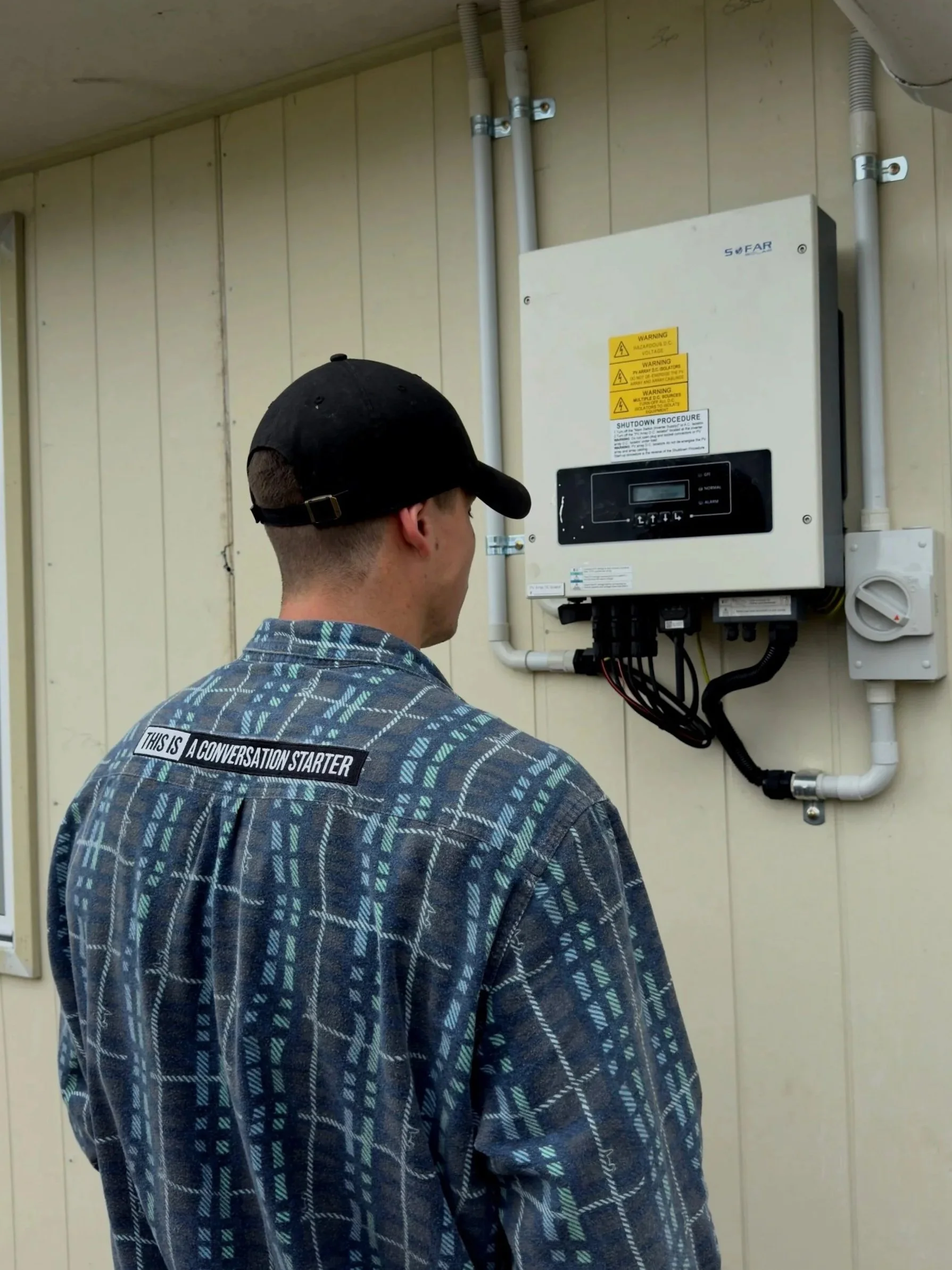 commercial and domestic electricians servicing Brisbane Ipswich and Gold Coast