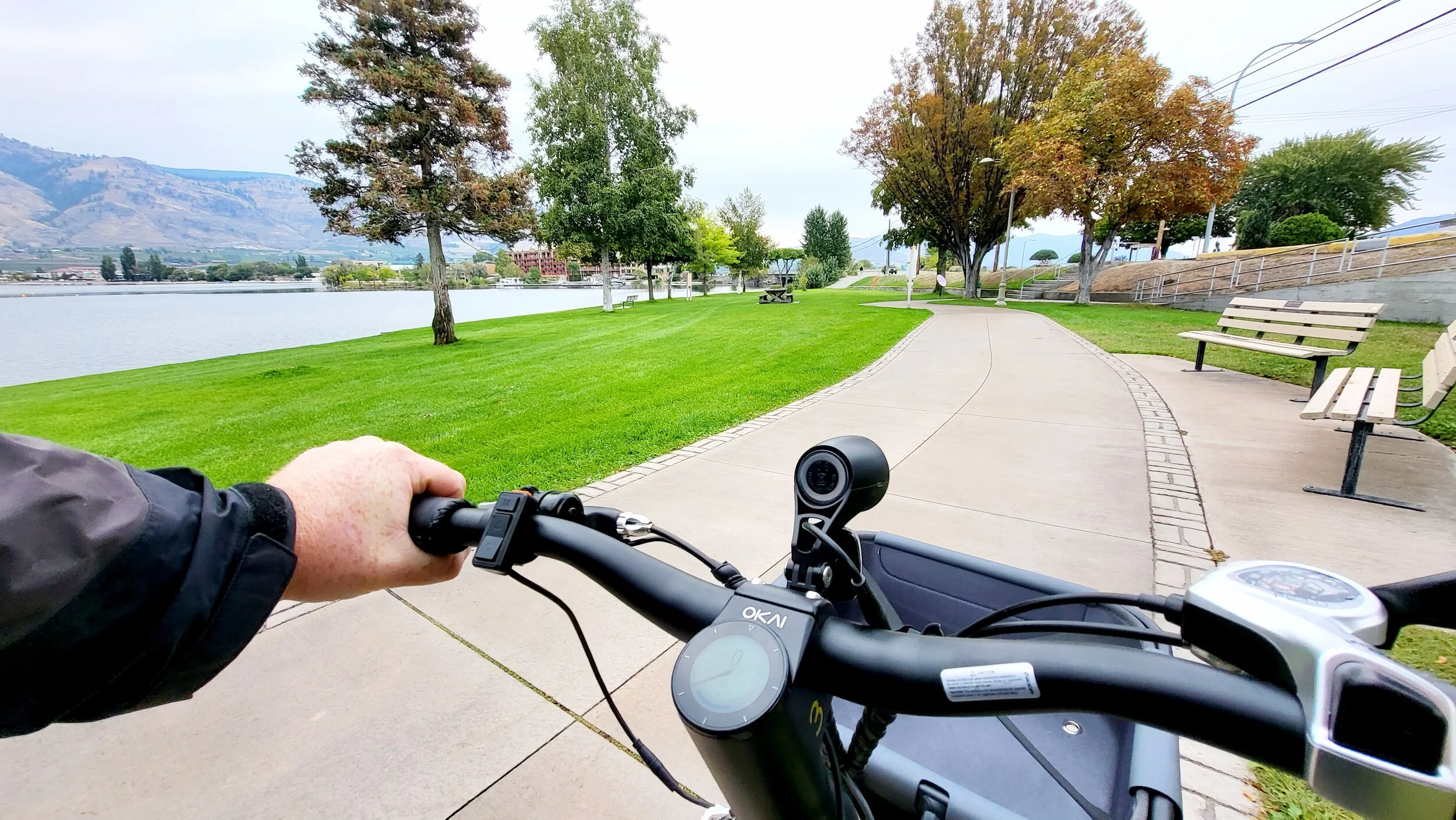 Exploring Osoyoos BC: Renting Electric Bikes for an Unforgettable Adventure