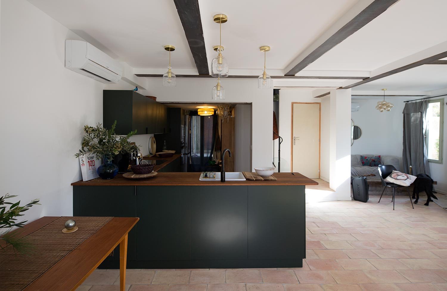 rehabilitation-maison-la-ciotat-cuisine.jpg