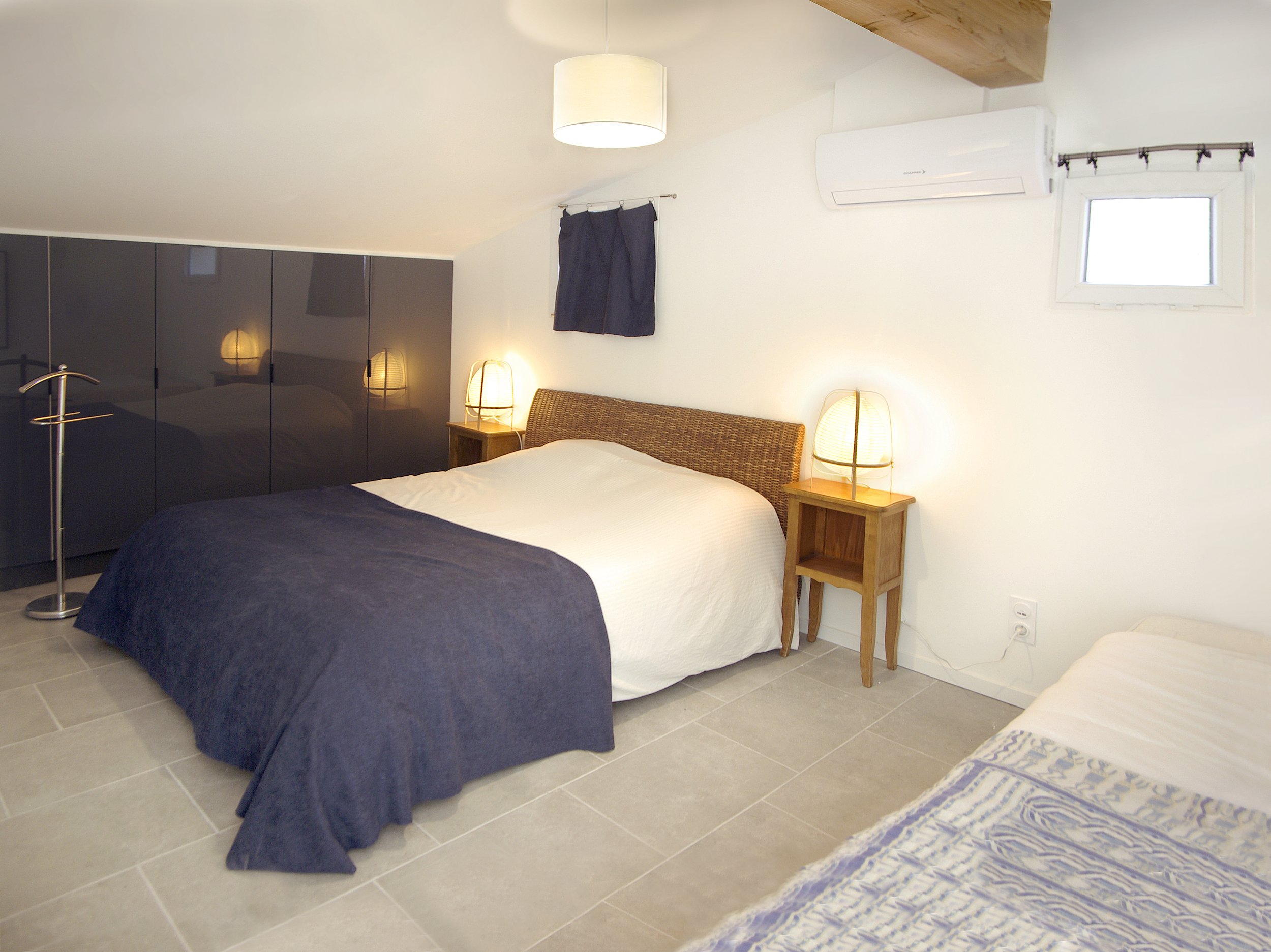 petit-pentaous-t2-aix-provence-Chambre 2.jpg