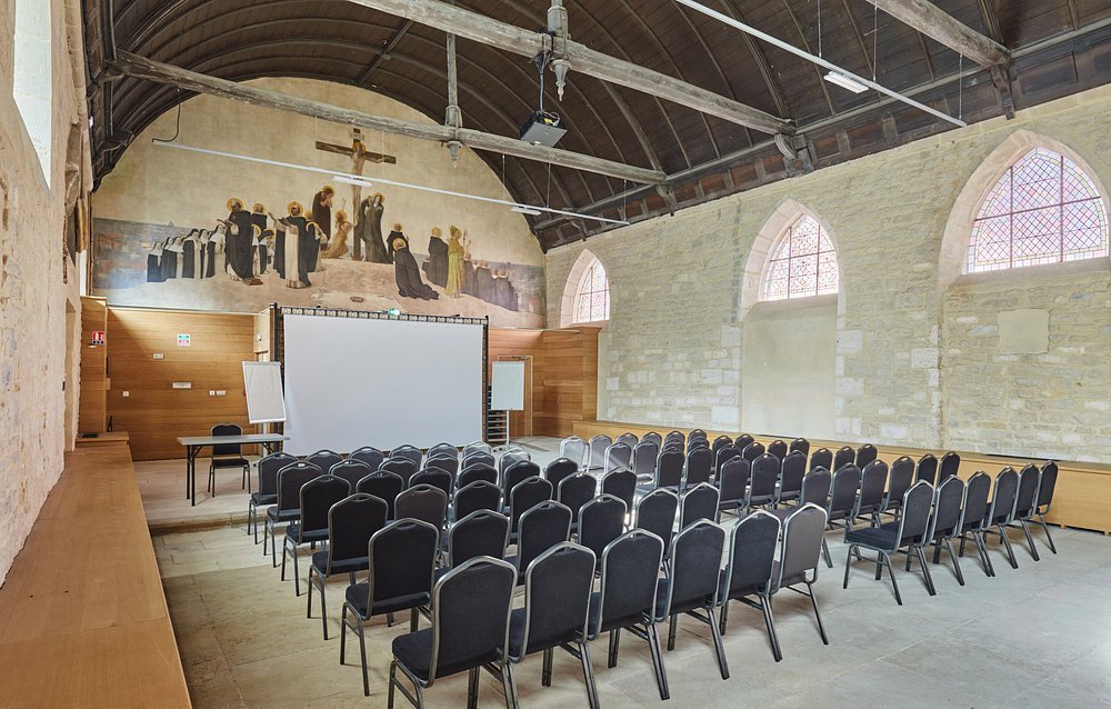 couvent-cordeliers-odalys-salle.jpg